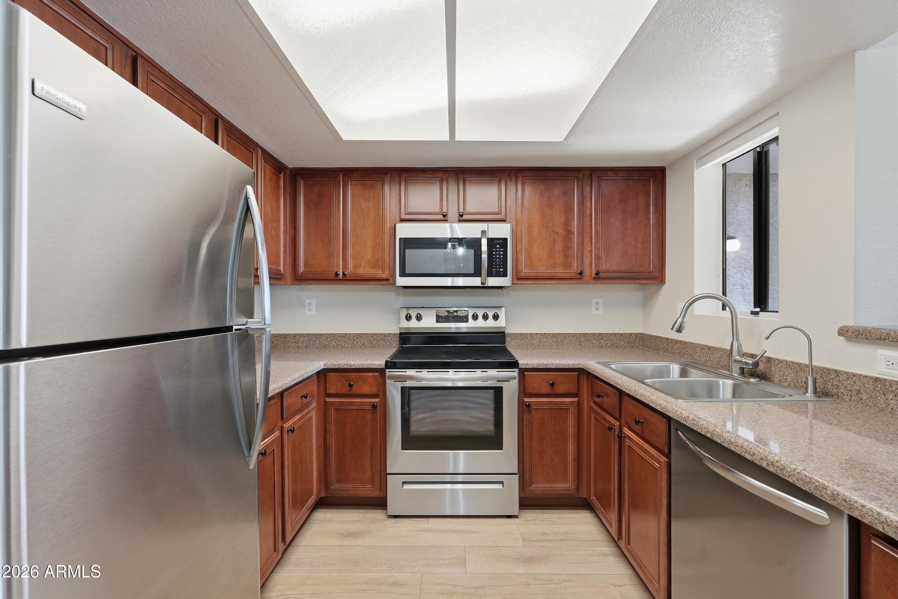 THUNDERBIRD PASEO CONDOMINIUM - Residential