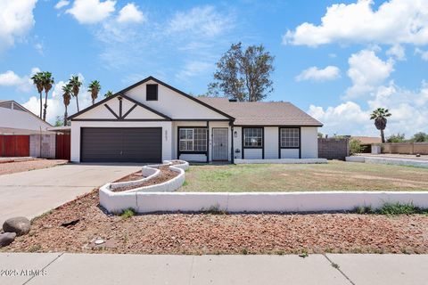 6863 W SUNNYSIDE Drive Peoria AZ 85345
