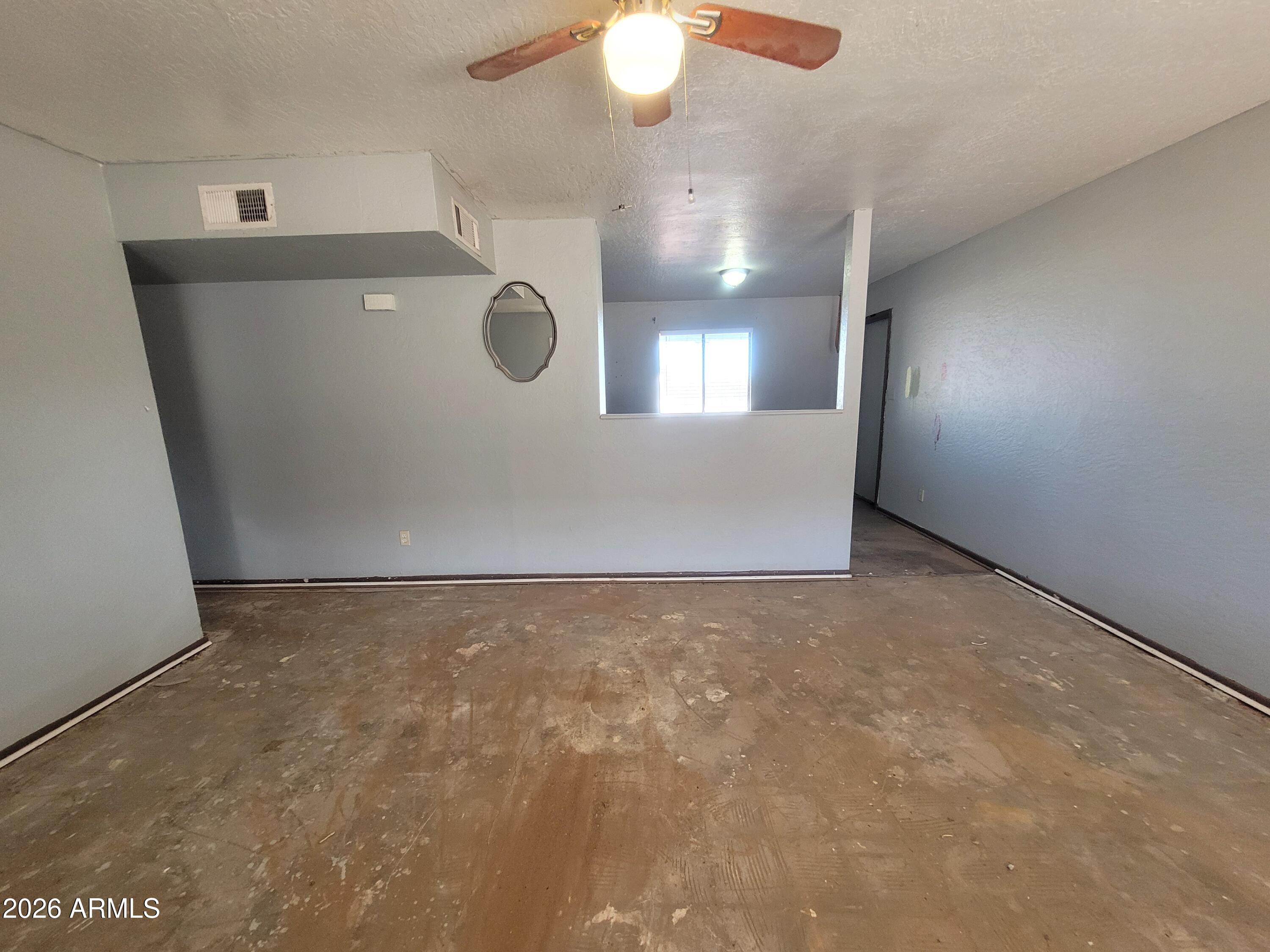 7105 N Sarival Avenue