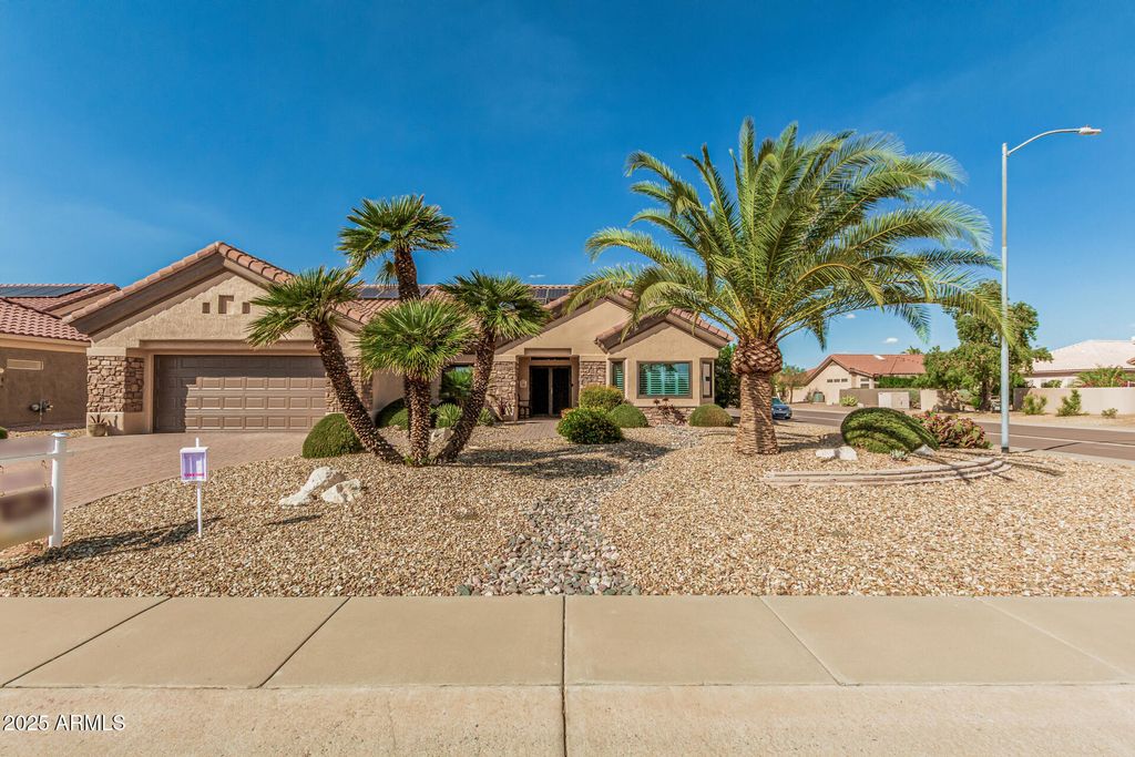 Photo of 15704 W Heritage Drive, Sun City West, AZ 85375 (MLS # 6926156)