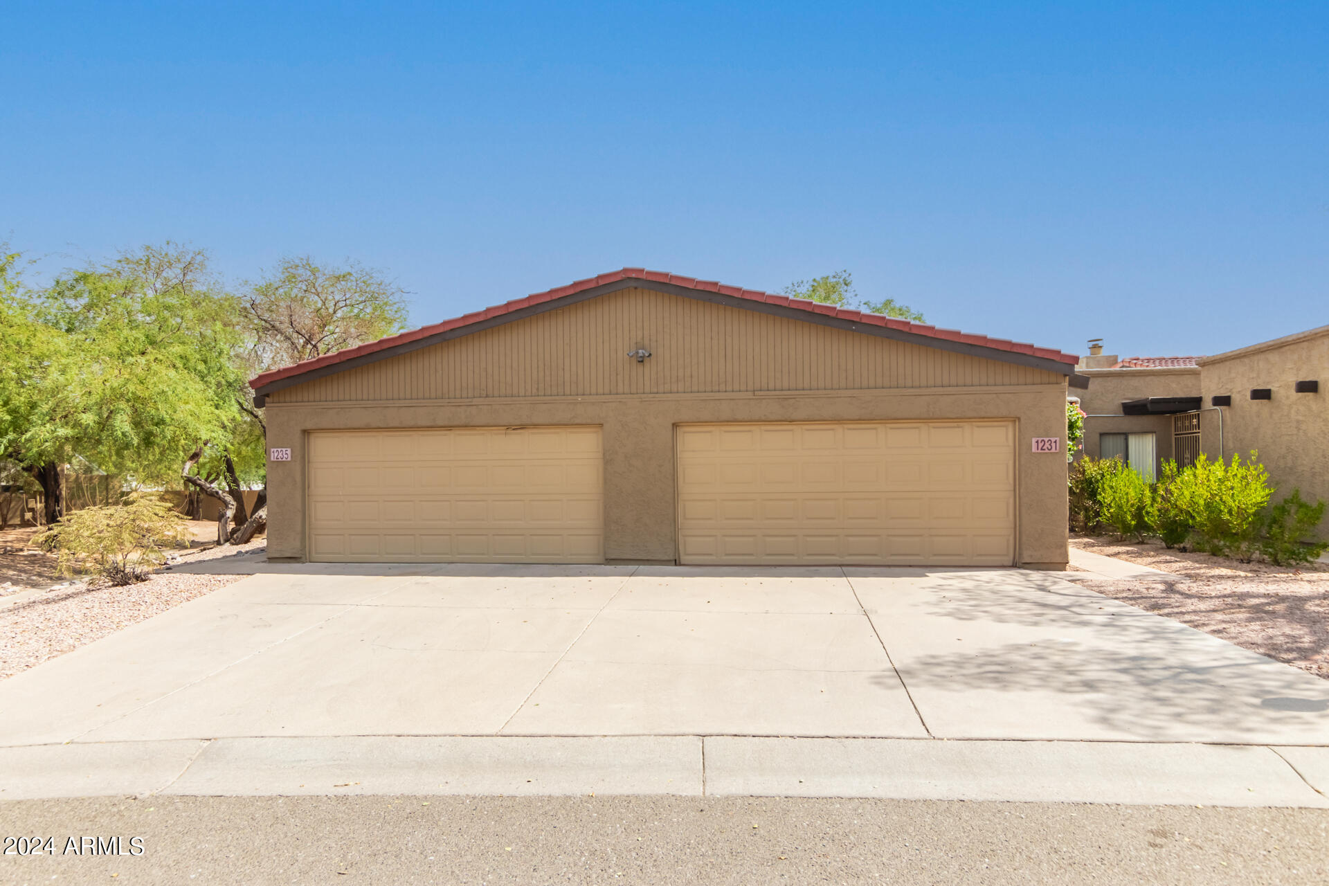 View Tempe, AZ 85288 townhome