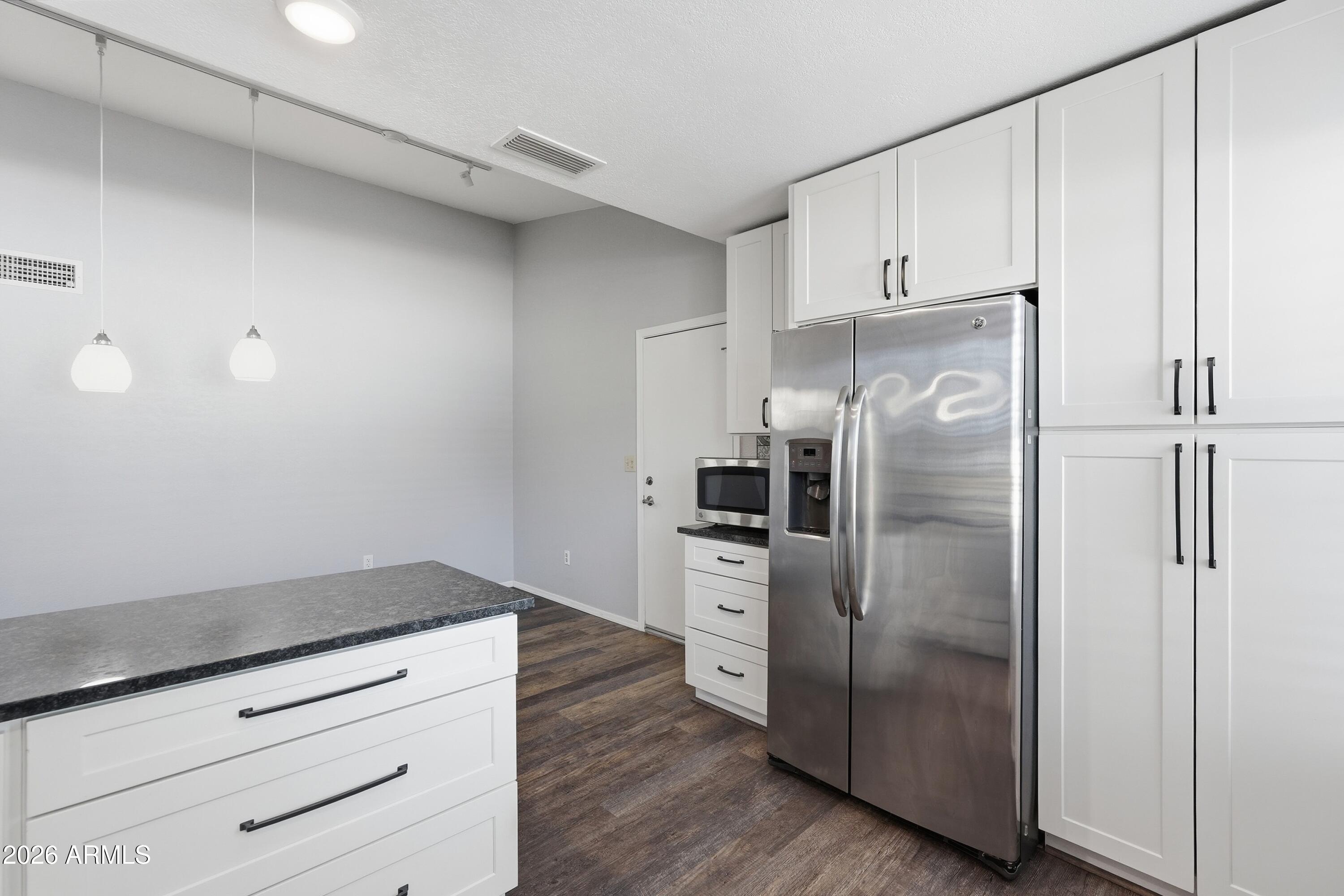 CENTRAL PLACE NORTH - Residential