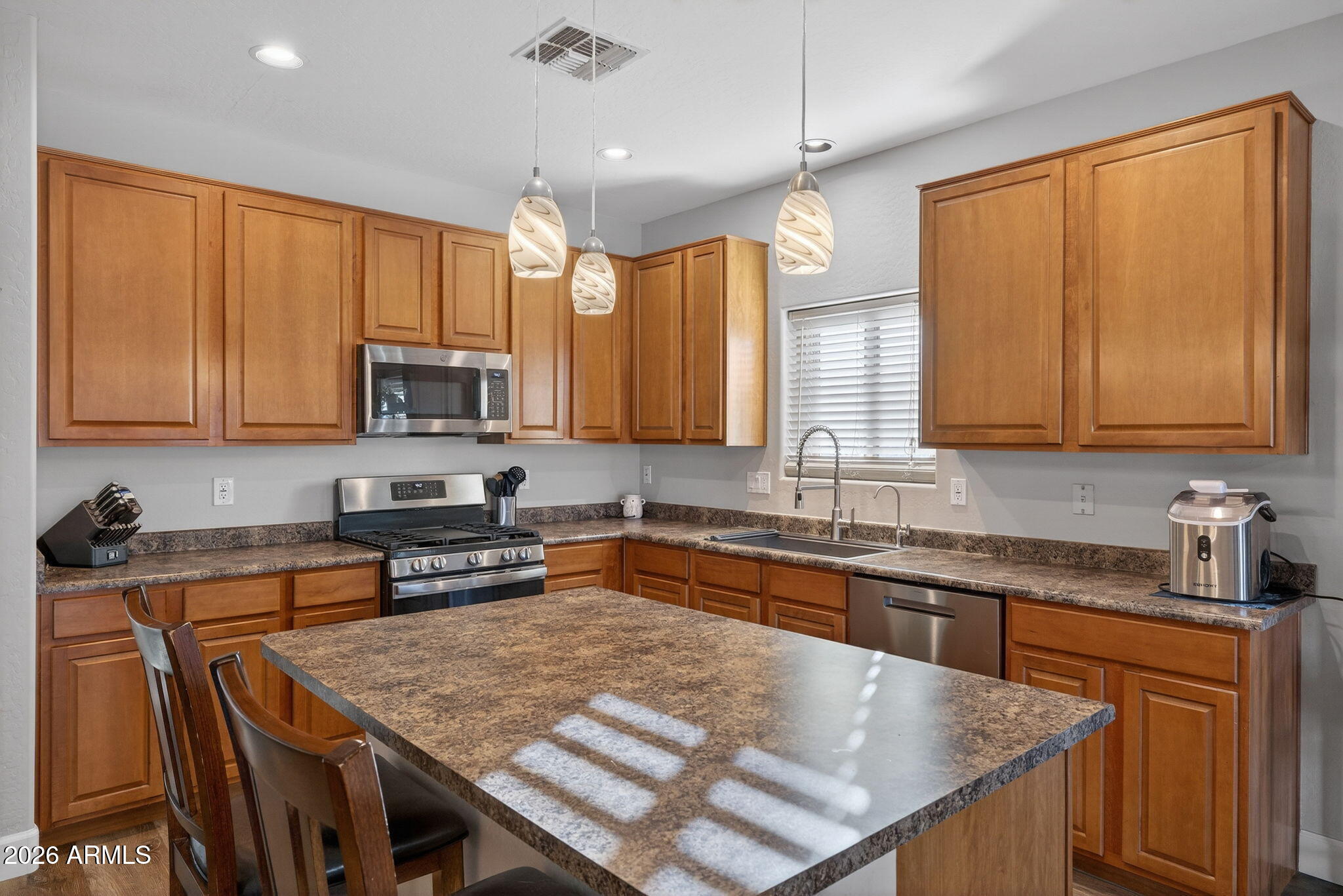 820 W BURKHALTER Drive