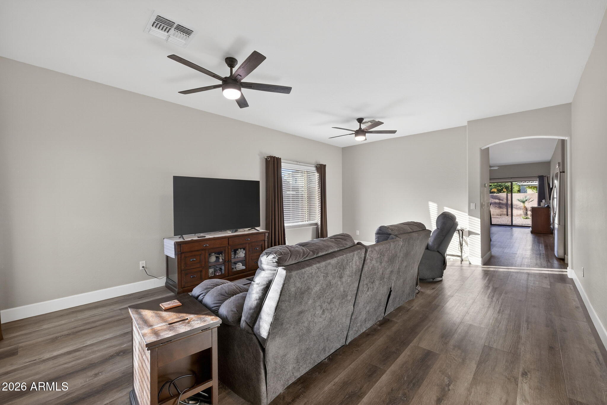 820 W BURKHALTER Drive