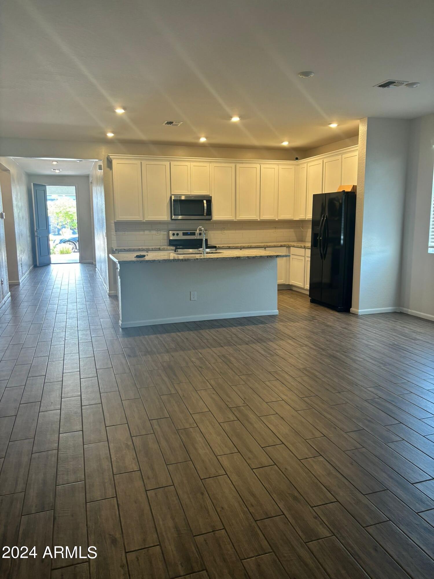 2002 E BROOKLYN Drive