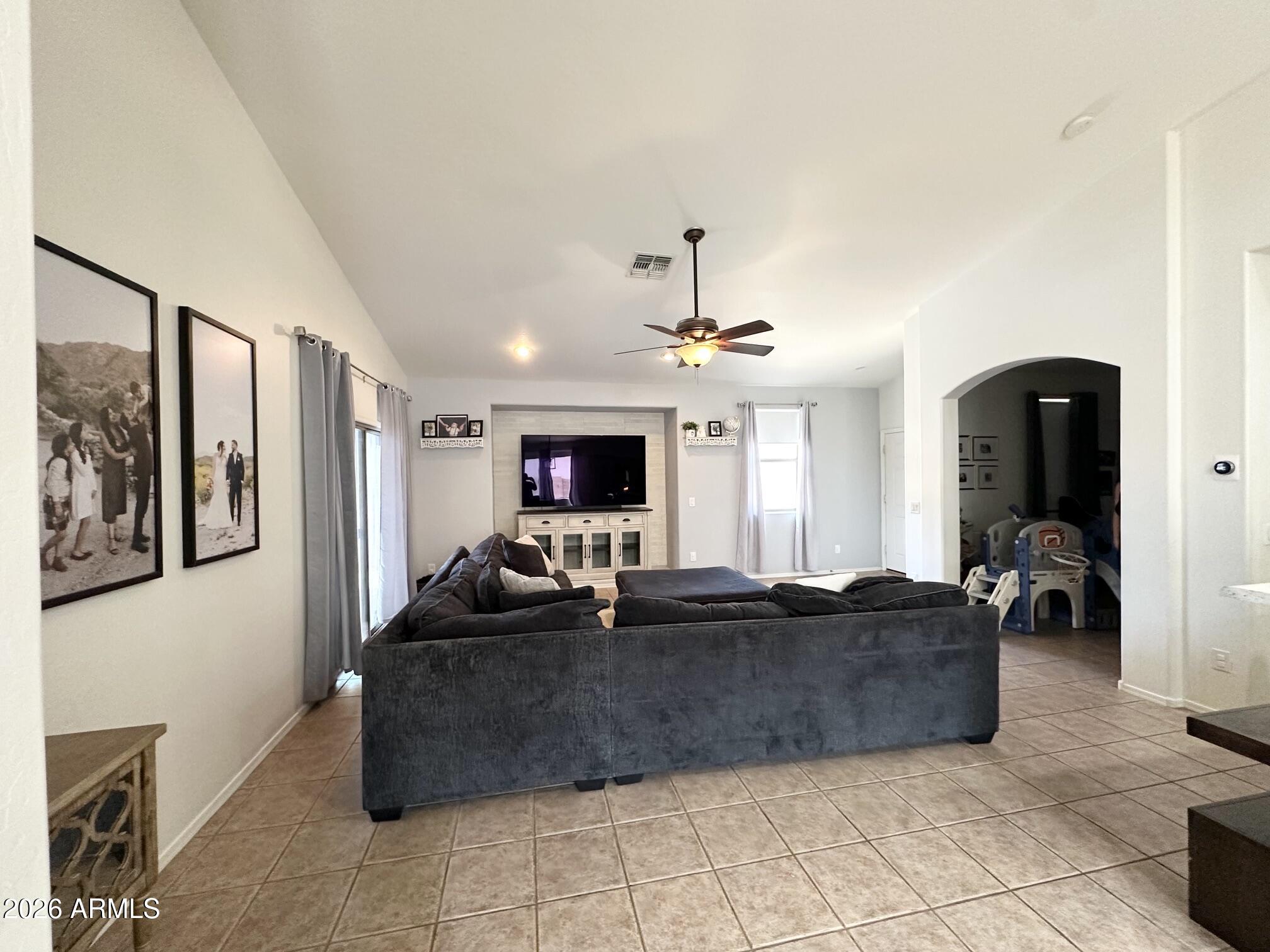 24725 W DOVE Trail