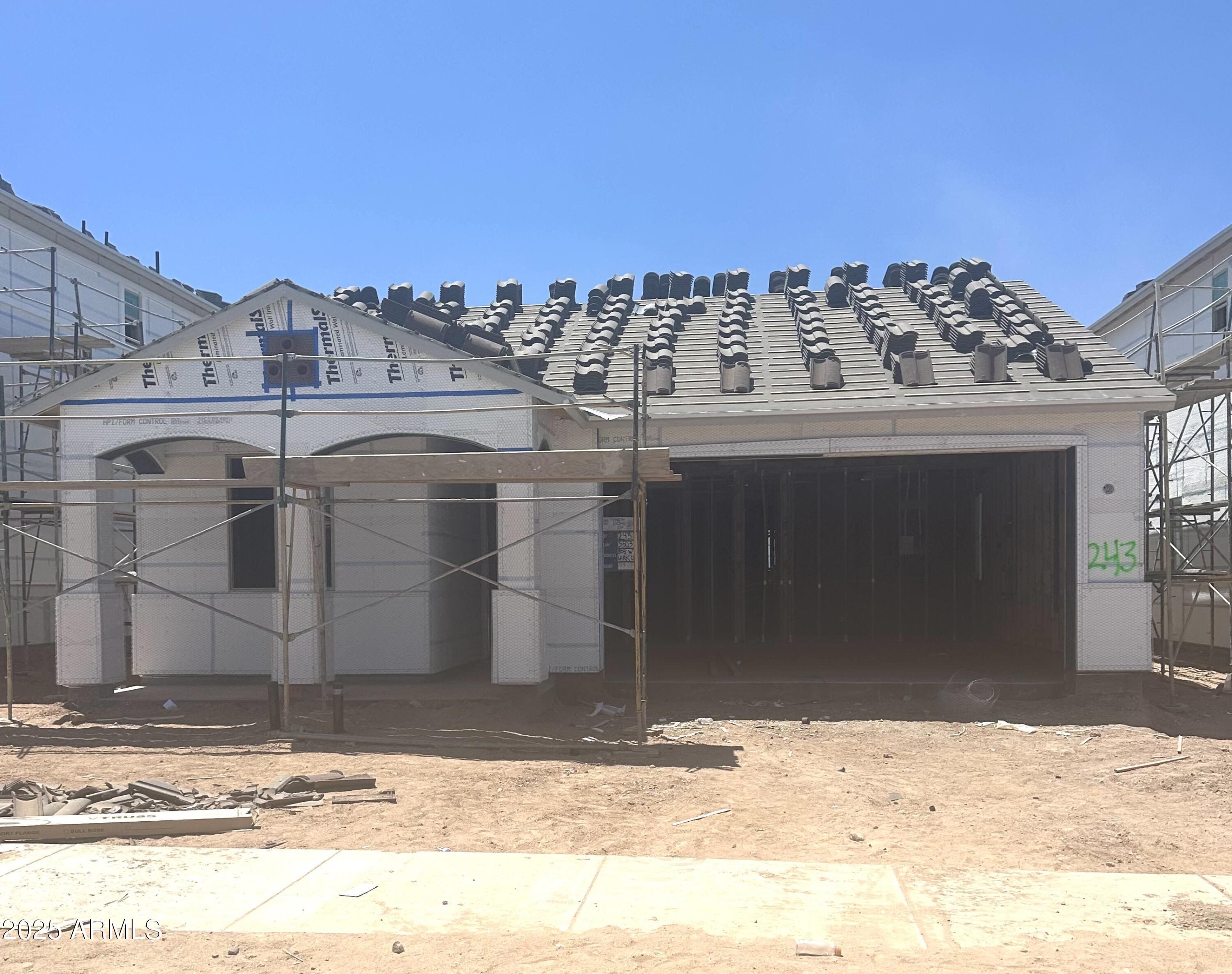 805 W Lark Drive 243