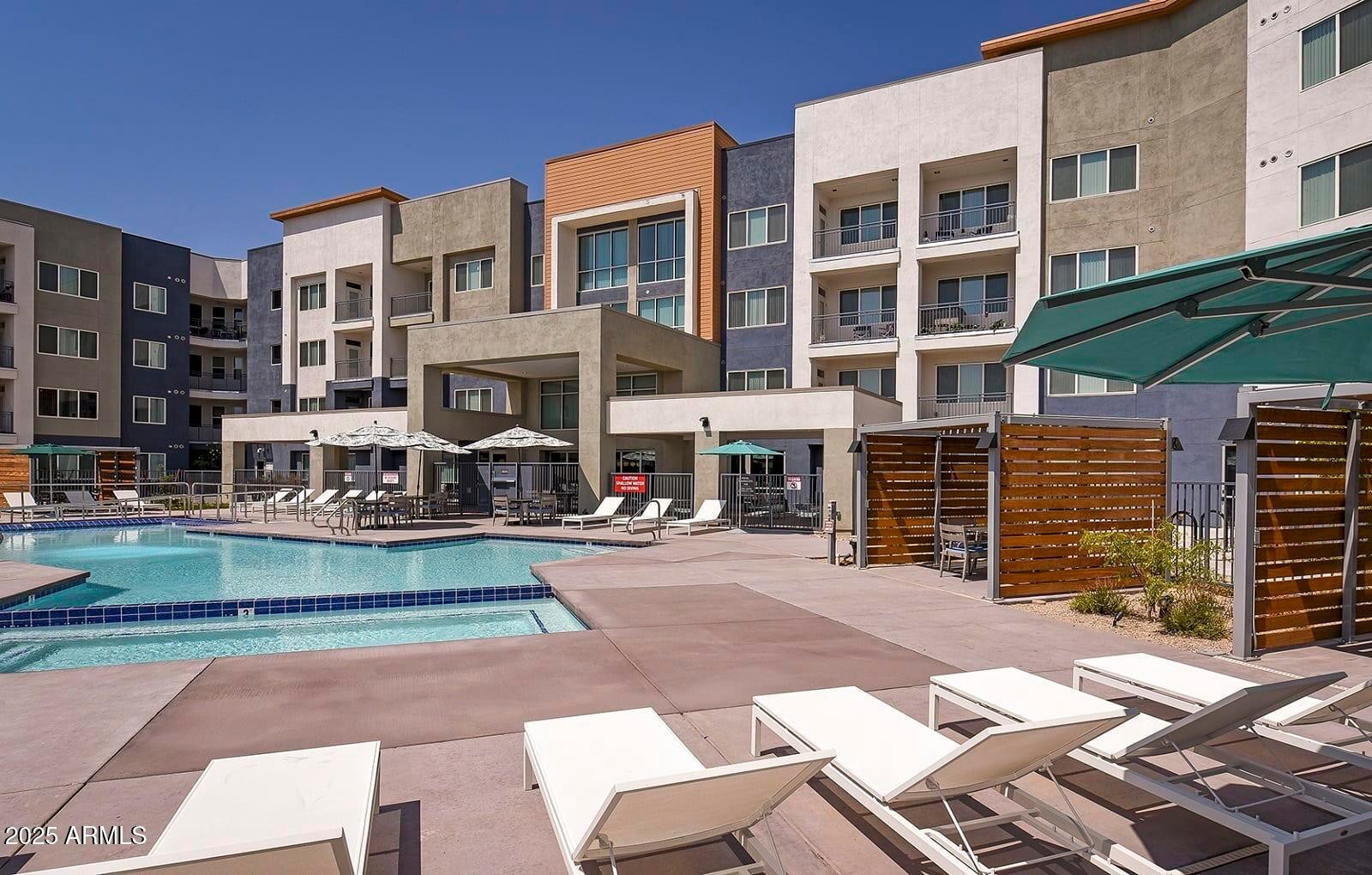 16985 W Van Buren Street 1