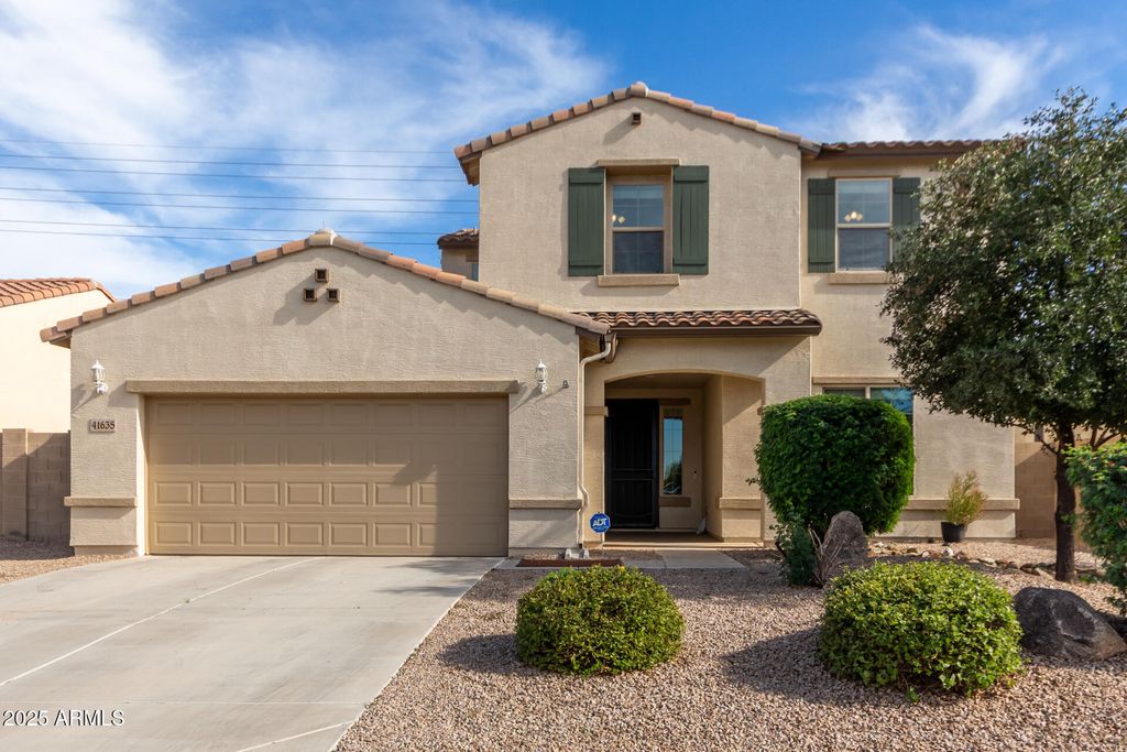 Photo of 41635 N Calle Del Sol, San Tan Valley, AZ 85140 (MLS # 7001366)