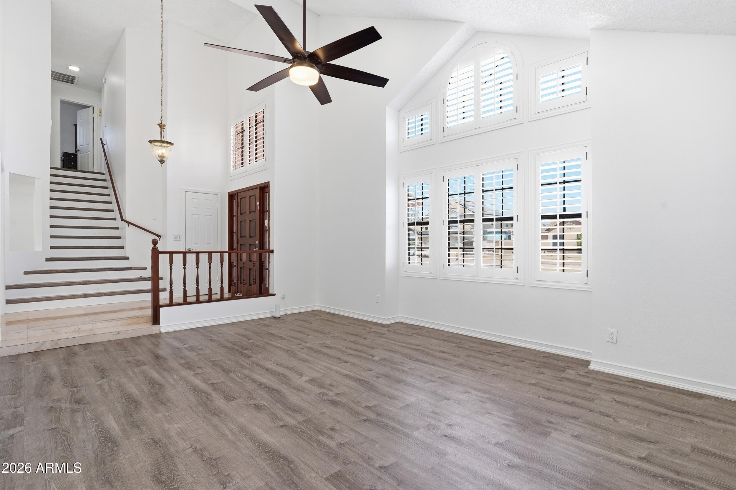 7813 W DREYFUS Drive