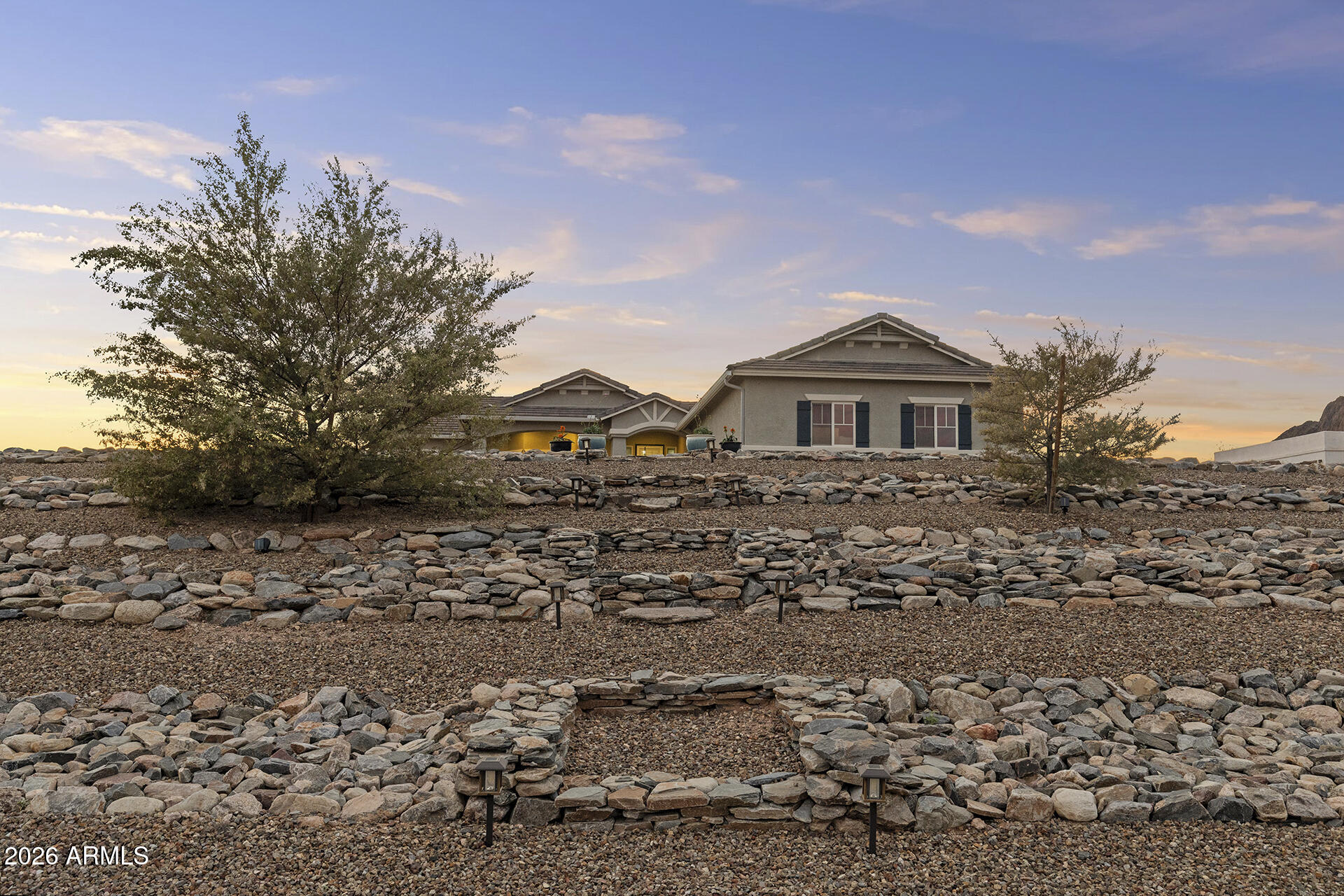 203 E SADDLE BUTTE Street