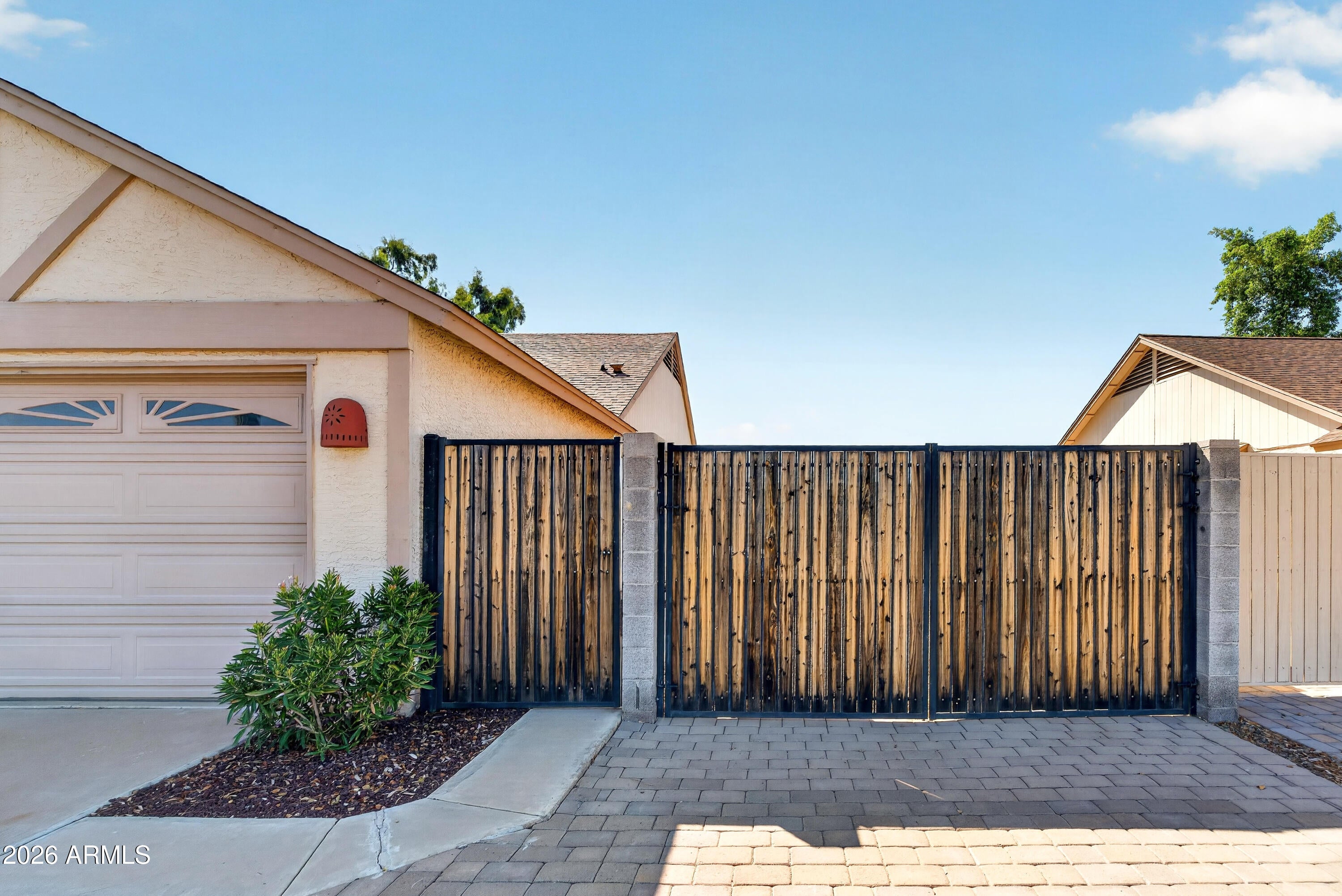 705 W Alamo Drive
