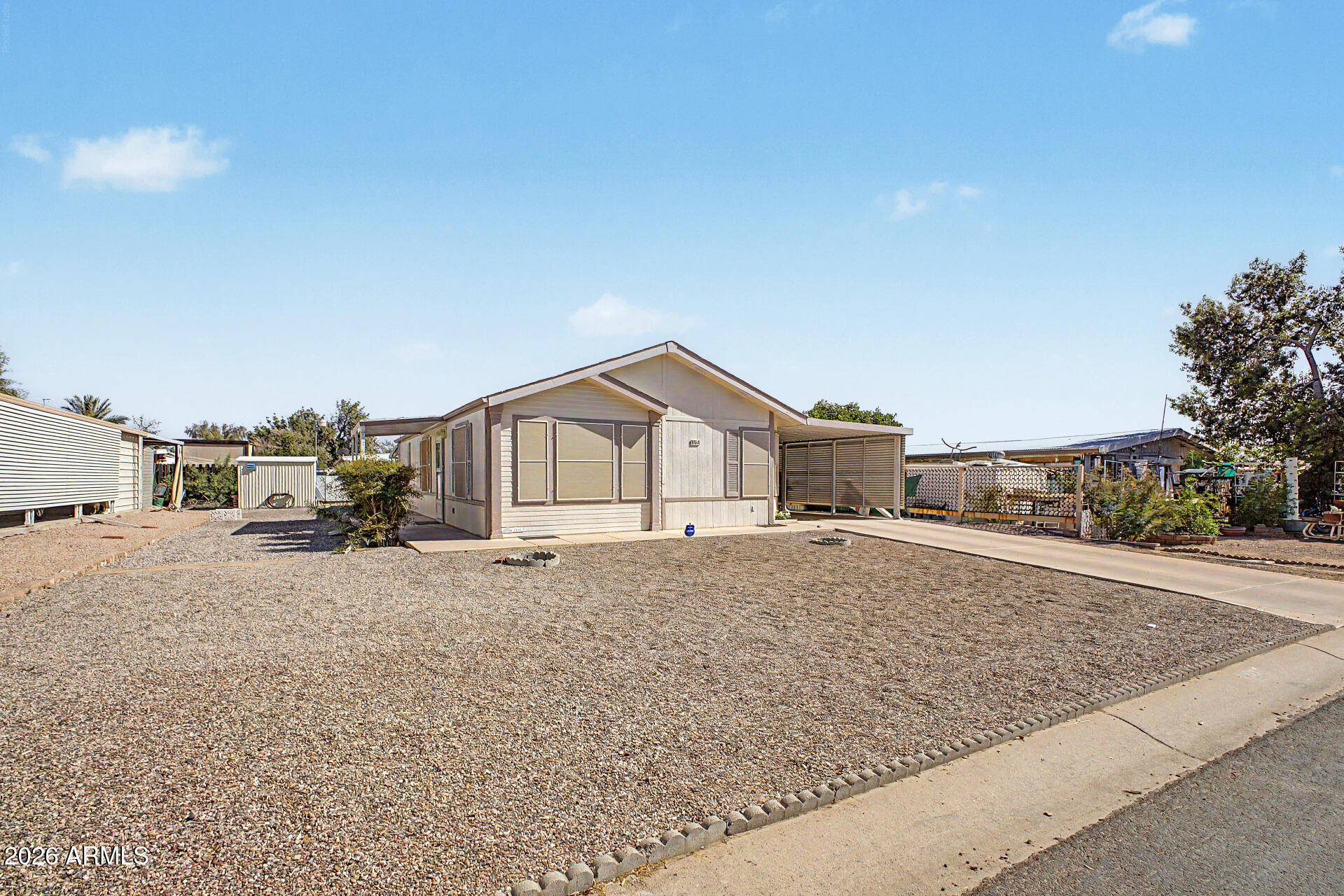 861 S ESPERANZA Avenue