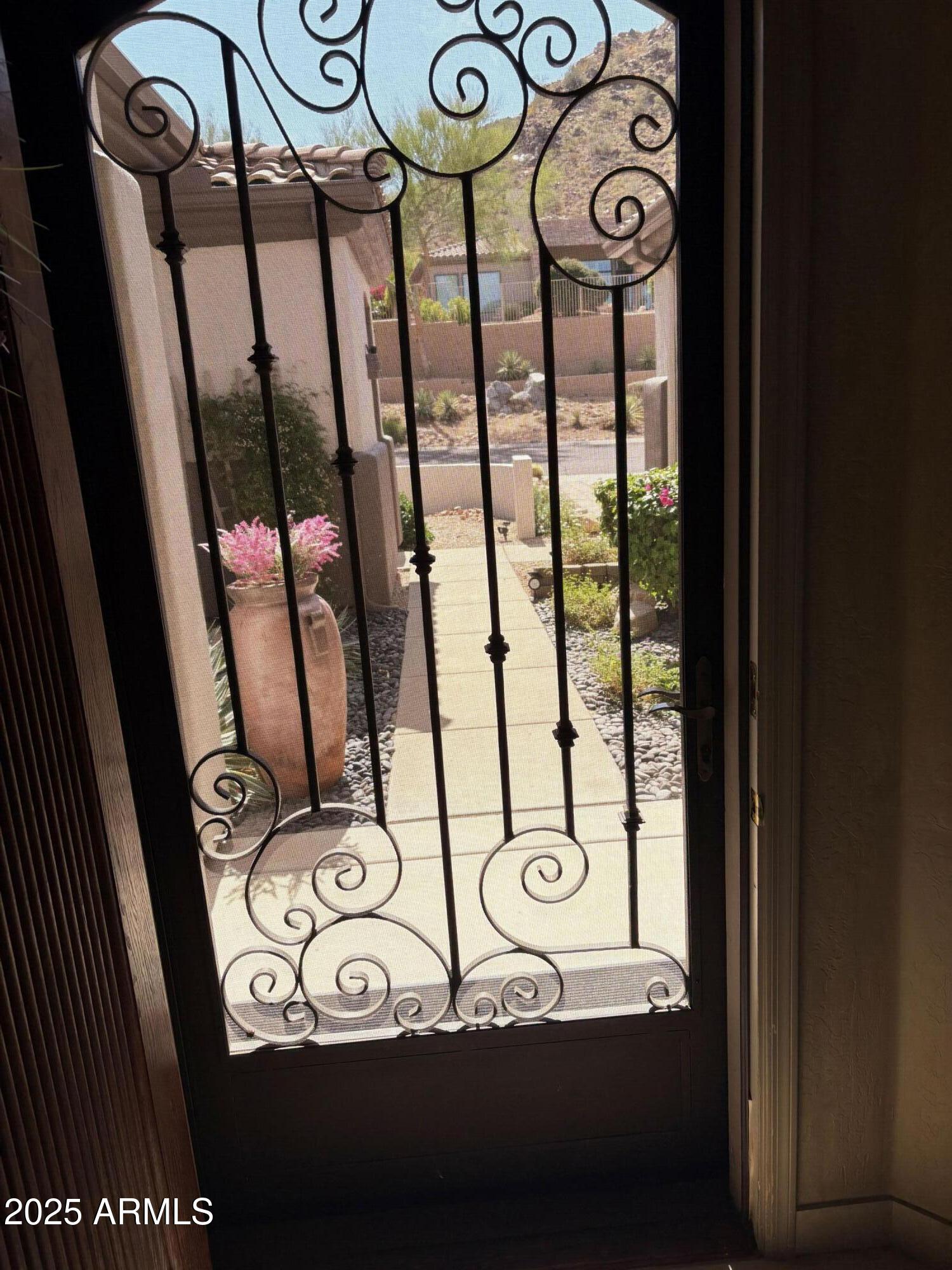 14253 N Honeysuckle Drive