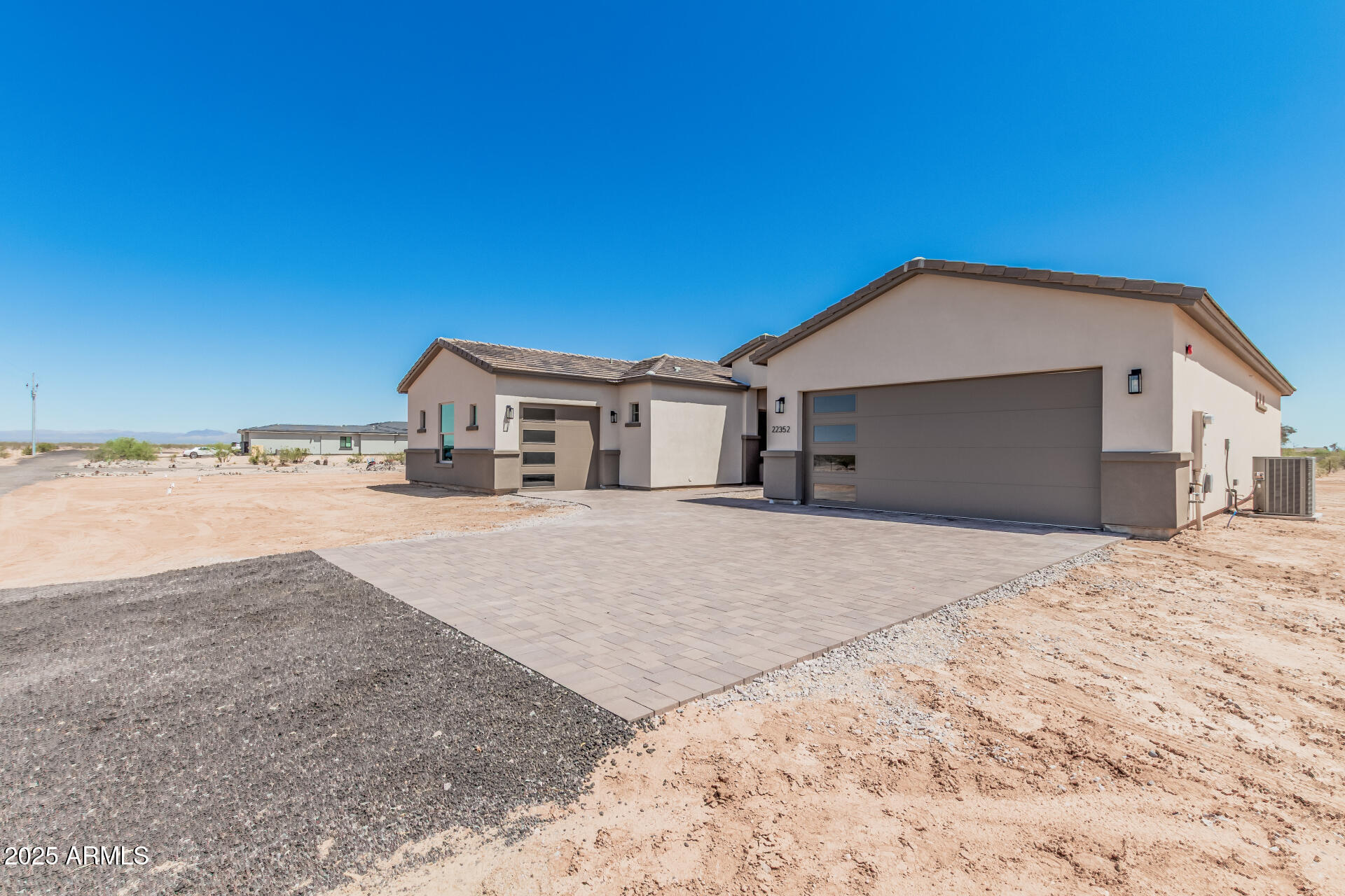 22352 W Daley Lane