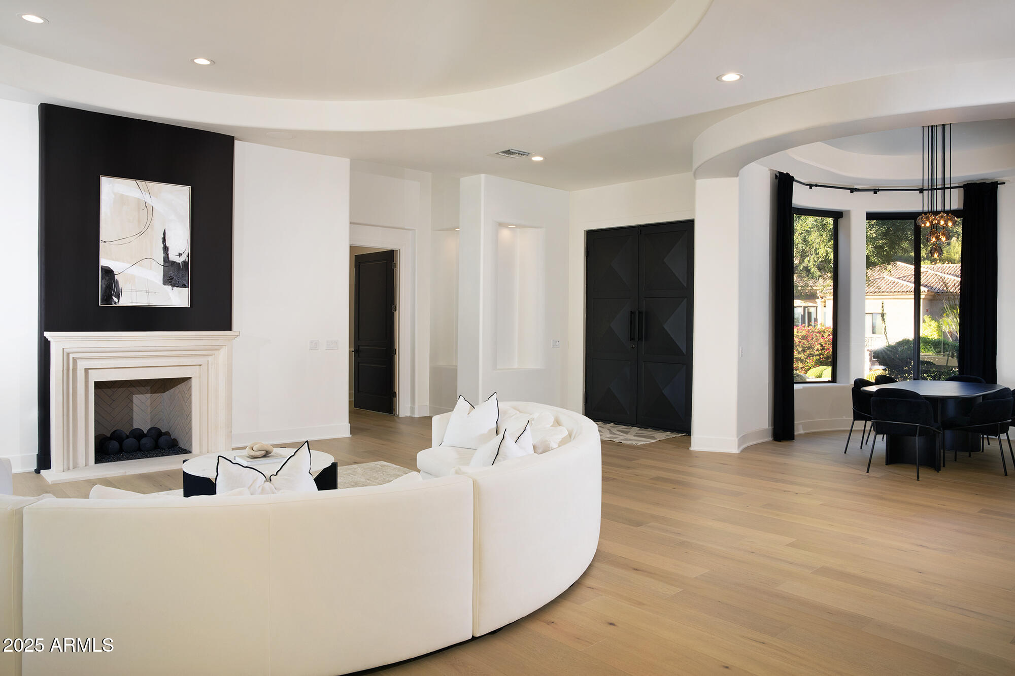 12999 E CORRINE Drive