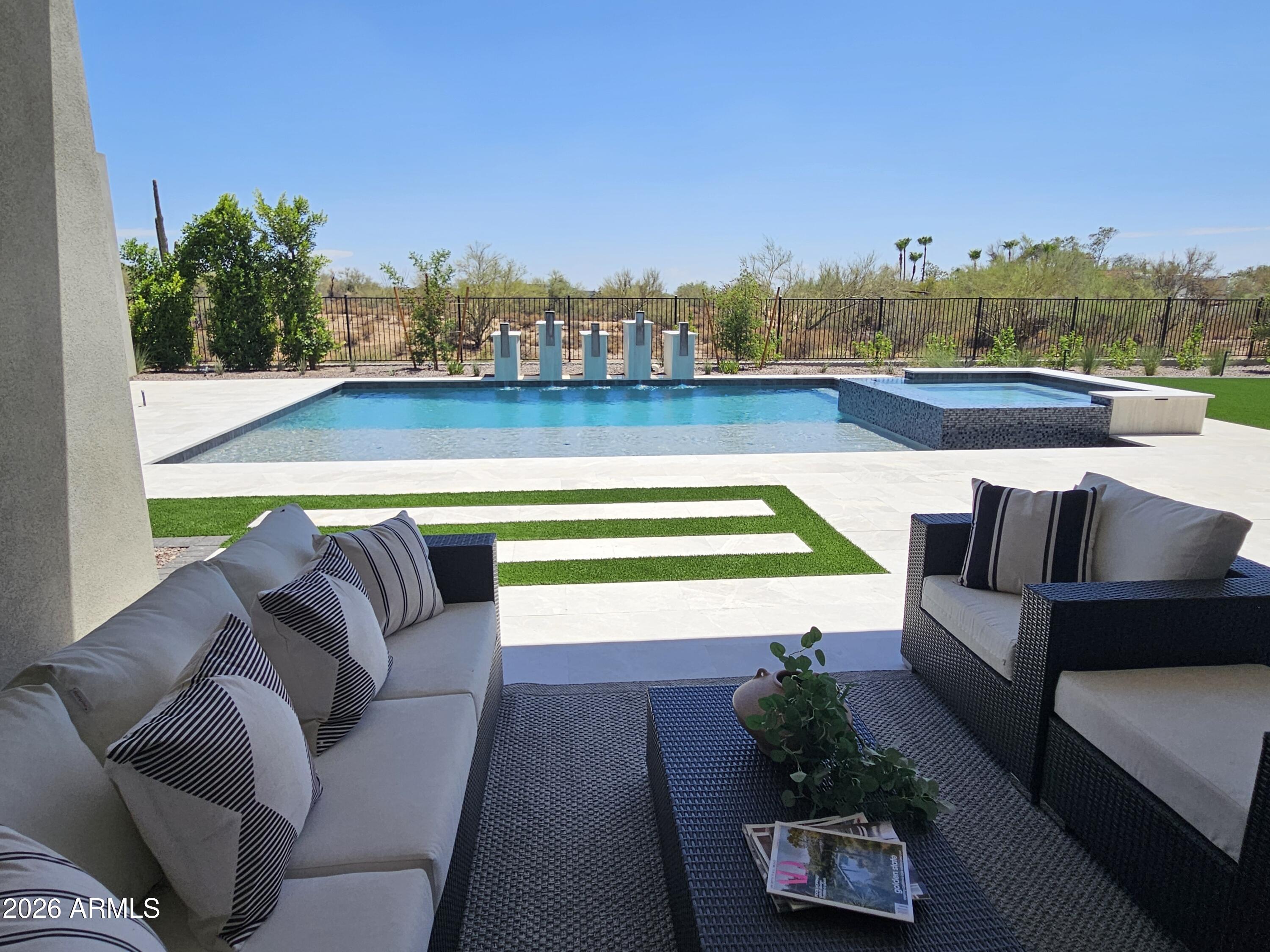 7195 E RANCHO DEL ORO Drive