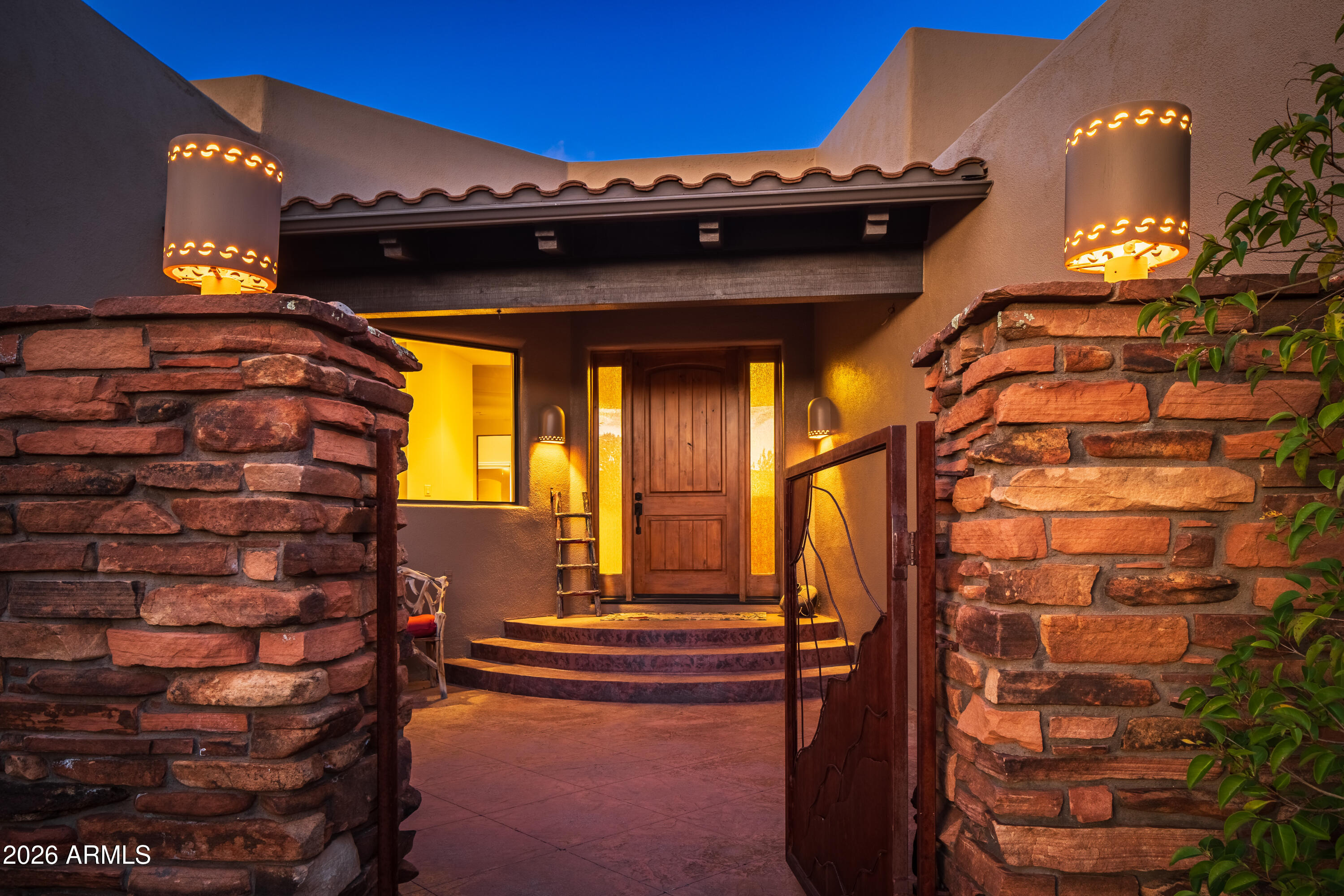 308 Calle Linda --