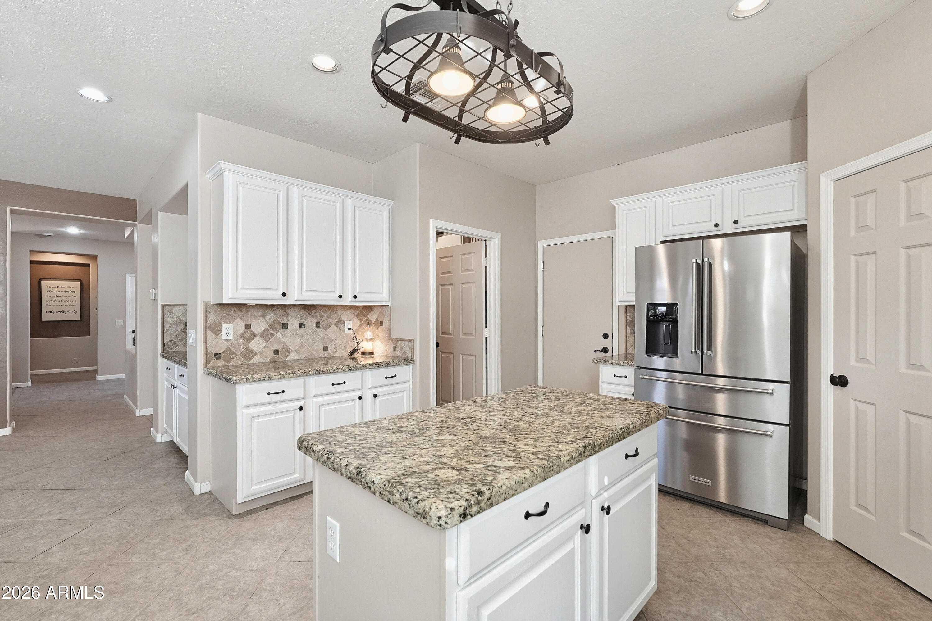 2355 E LA COSTA Place