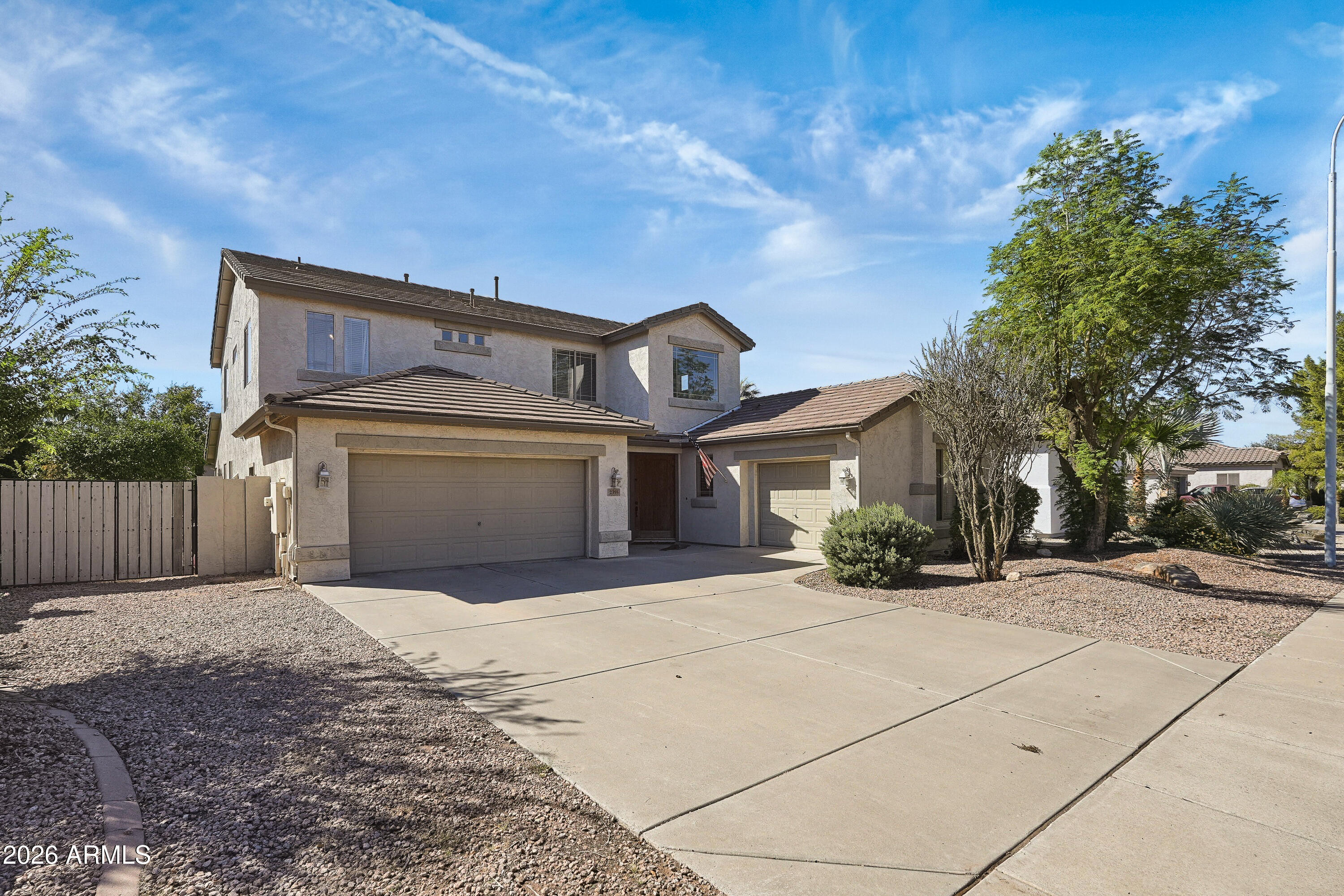 2355 E LA COSTA Place