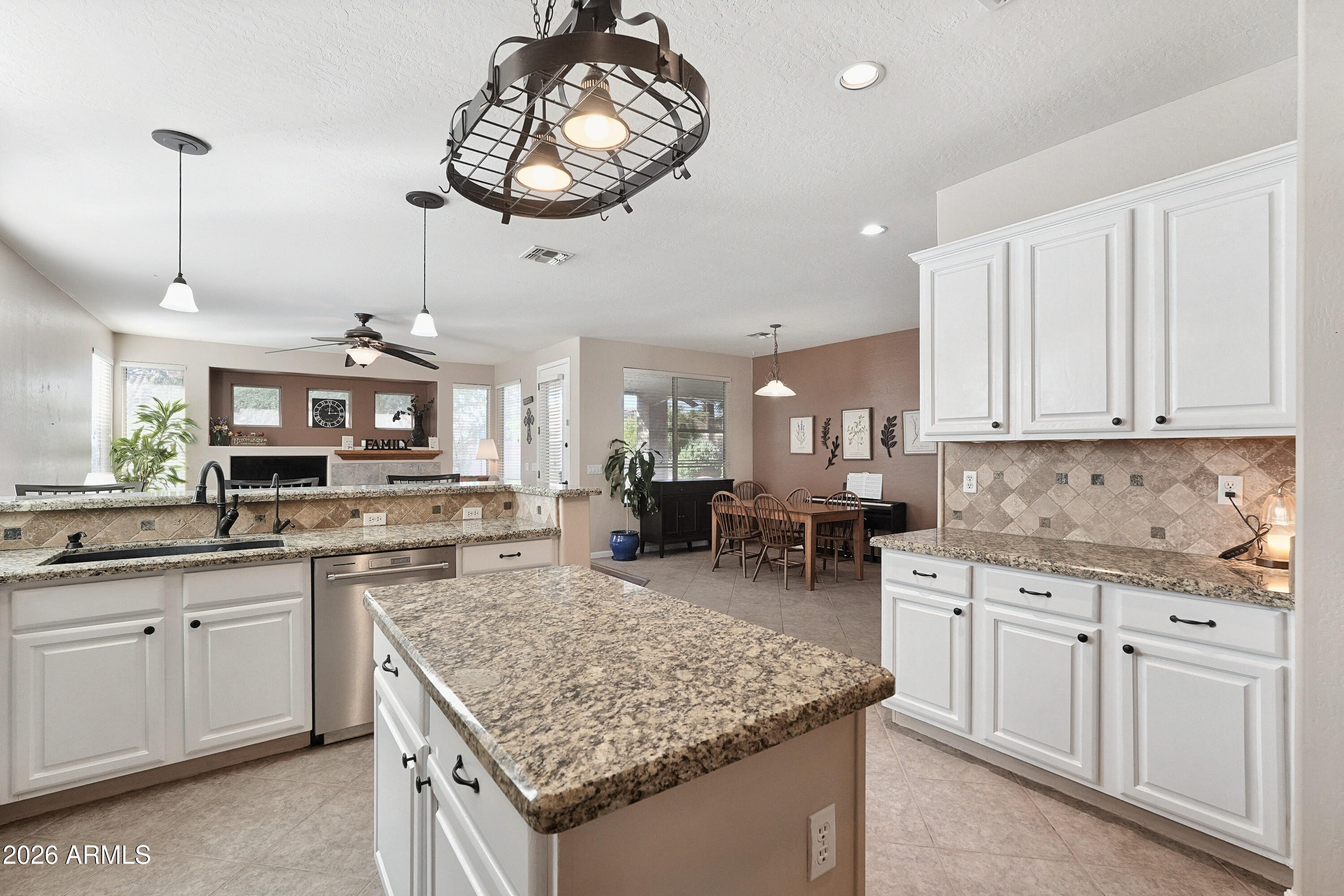 2355 E LA COSTA Place