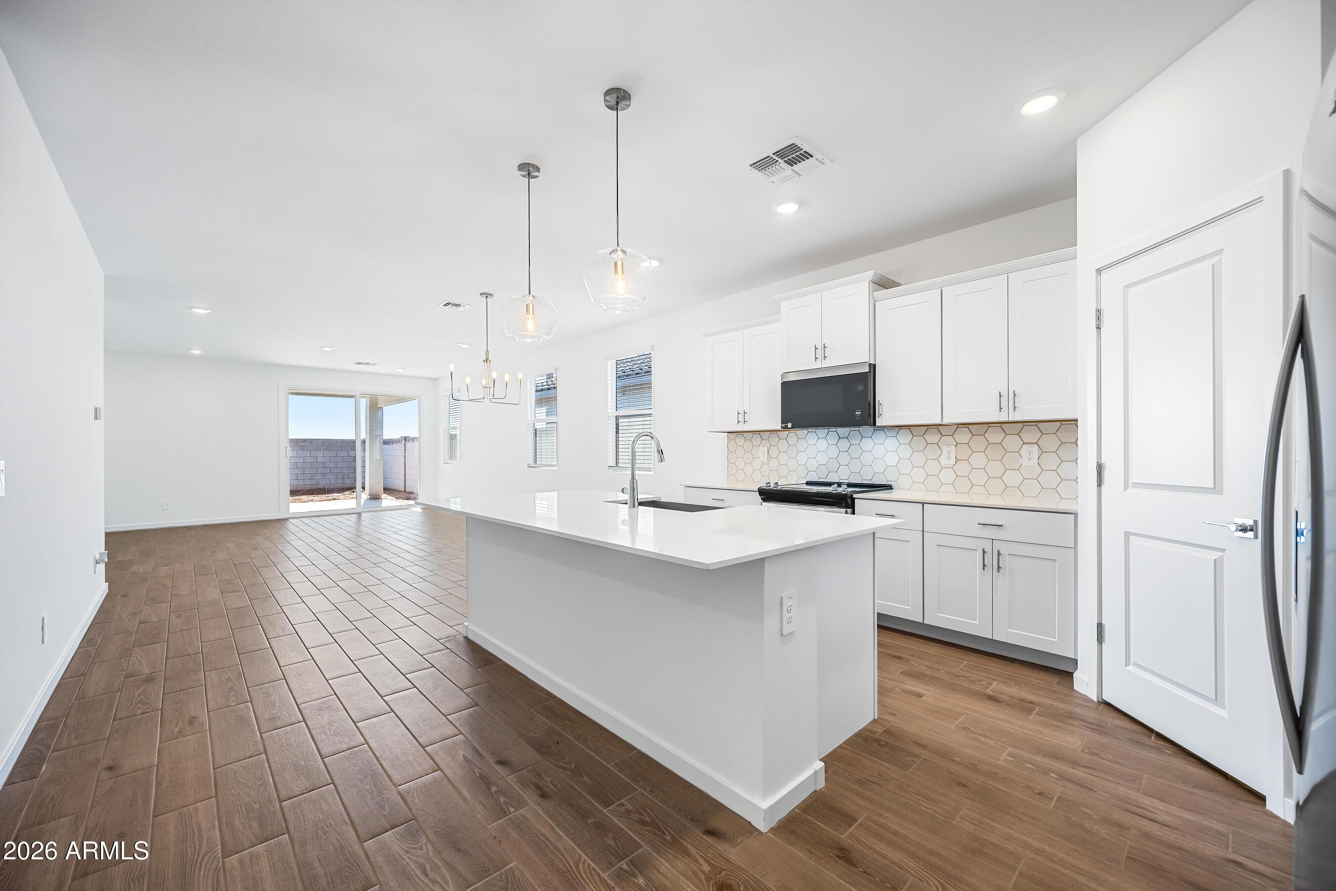 7505 E Cozy Cottage Lane