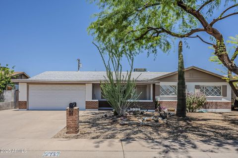 2432 W ECHO Lane Phoenix AZ 85021