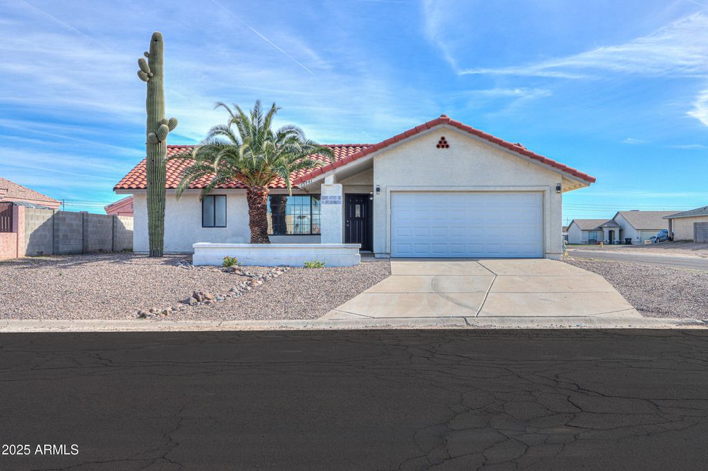 Photo of 15741 S Coral Road, Arizona City, AZ 85123 (MLS # 6961676)