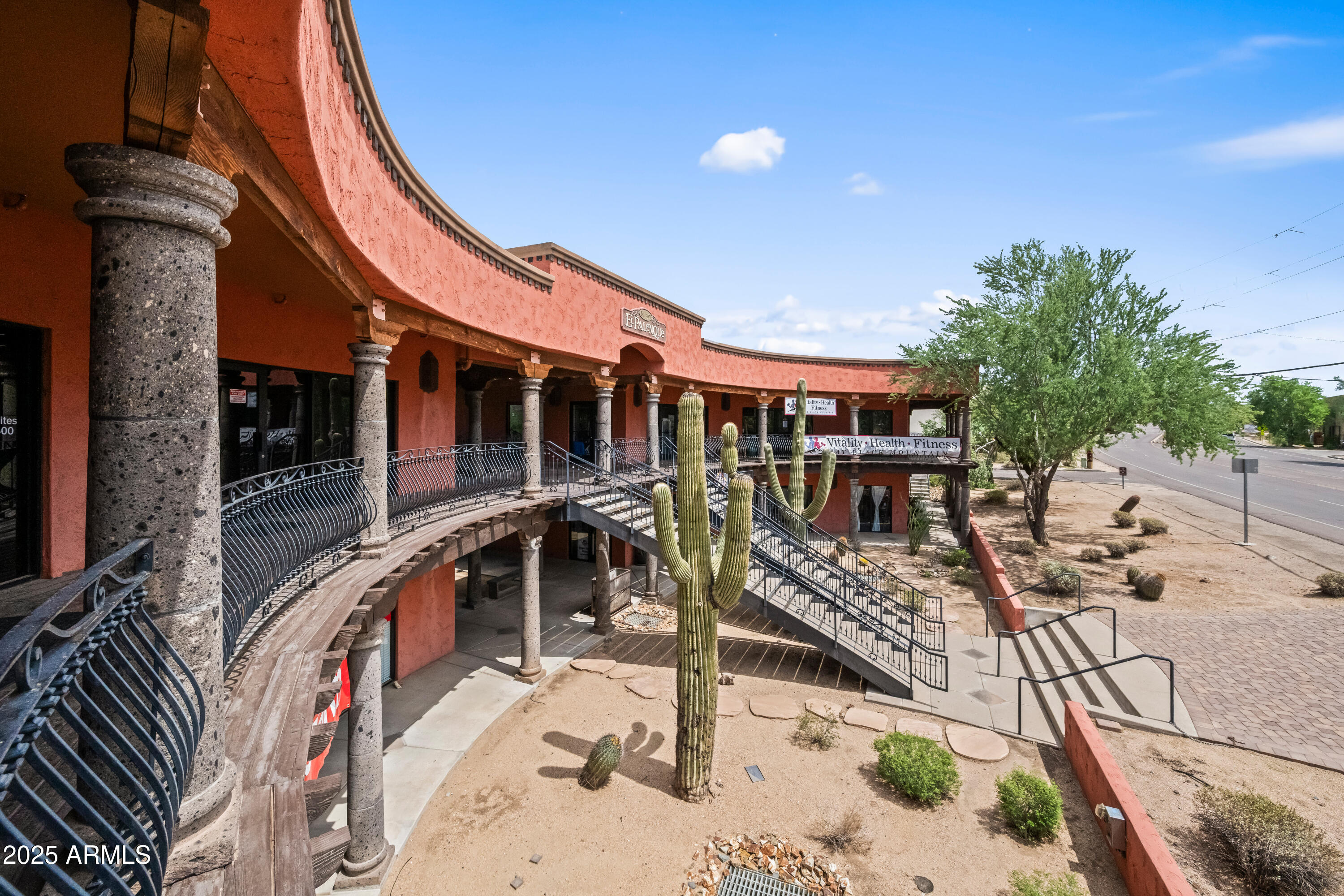 6450 E CAVE CREEK Road