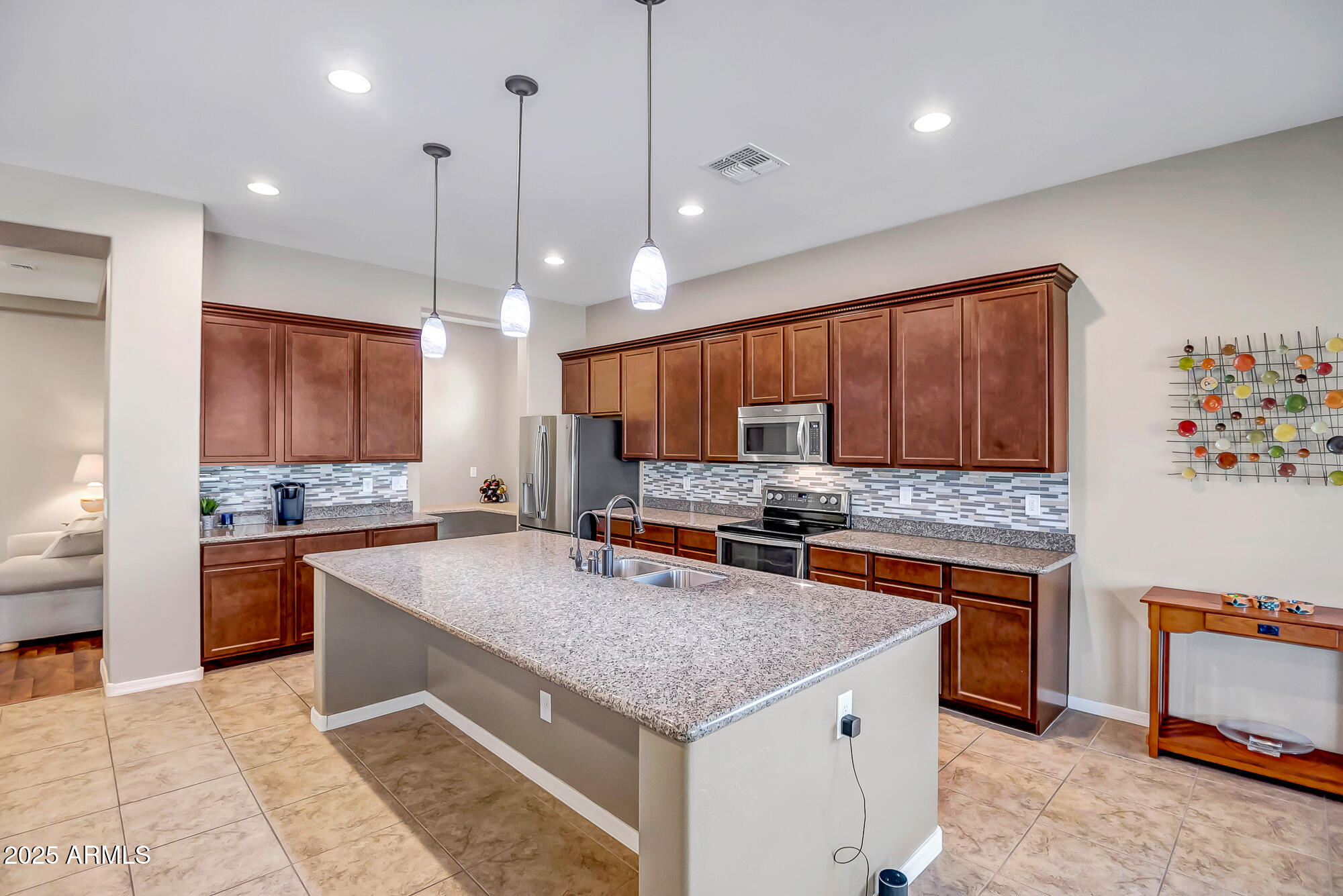 9336 W LOUISE Drive