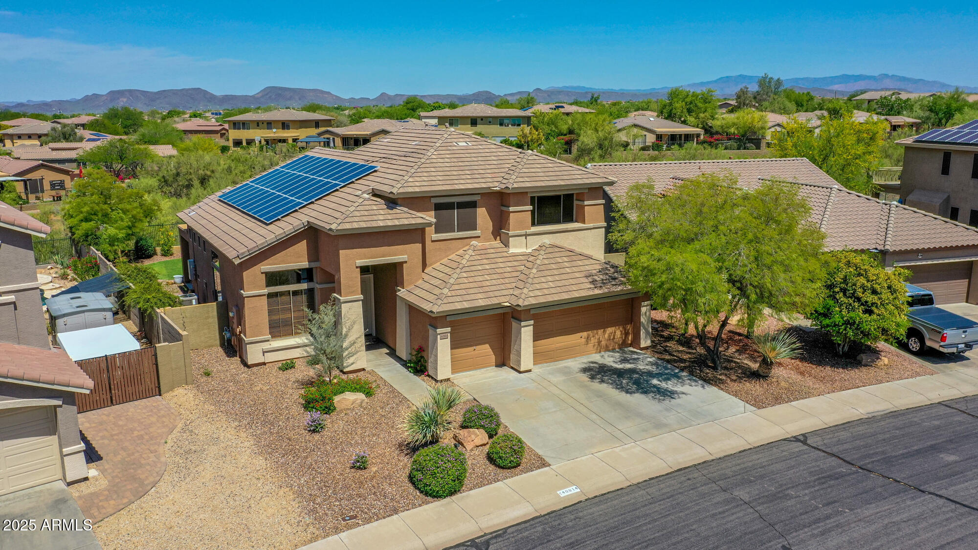 Anthem, Arizona 85086, United States, 4 Bedrooms Bedrooms, ,3 BathroomsBathrooms,Residential,Pending,152462