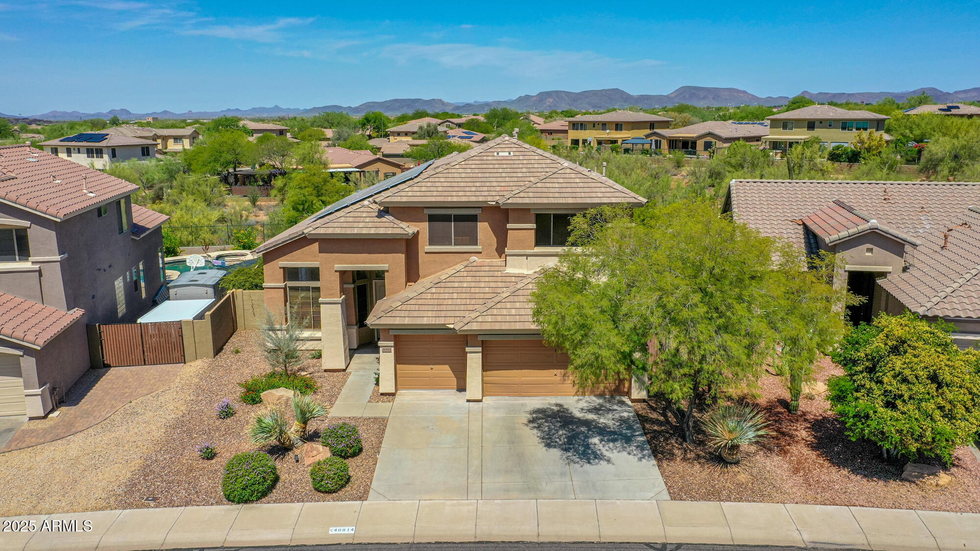 Anthem, Arizona 85086, United States, 4 Bedrooms Bedrooms, ,3 BathroomsBathrooms,Residential,Pending,152462