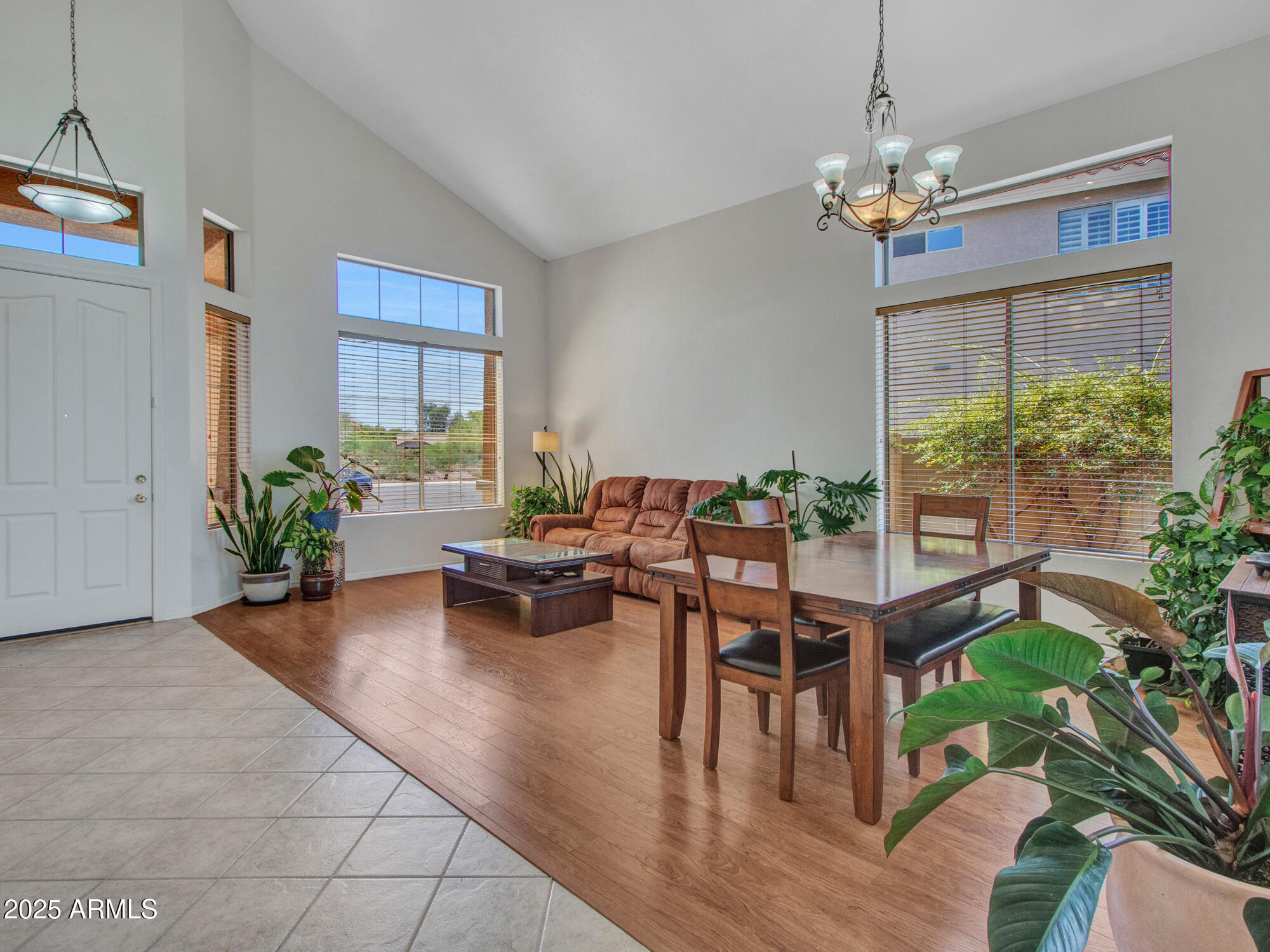 Anthem, Arizona 85086, United States, 4 Bedrooms Bedrooms, ,3 BathroomsBathrooms,Residential,Pending,152462