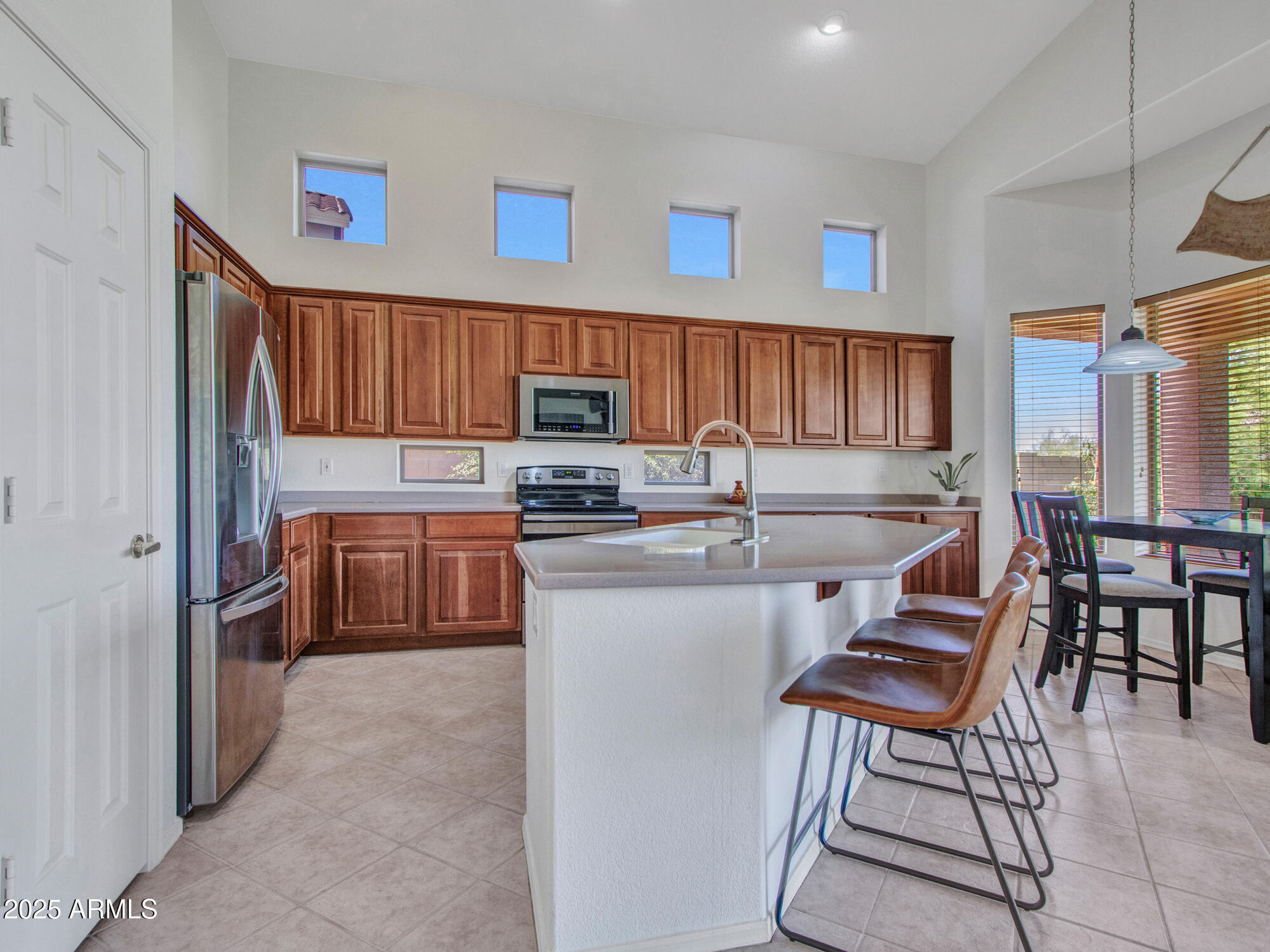 Anthem, Arizona 85086, United States, 4 Bedrooms Bedrooms, ,3 BathroomsBathrooms,Residential,Pending,152462