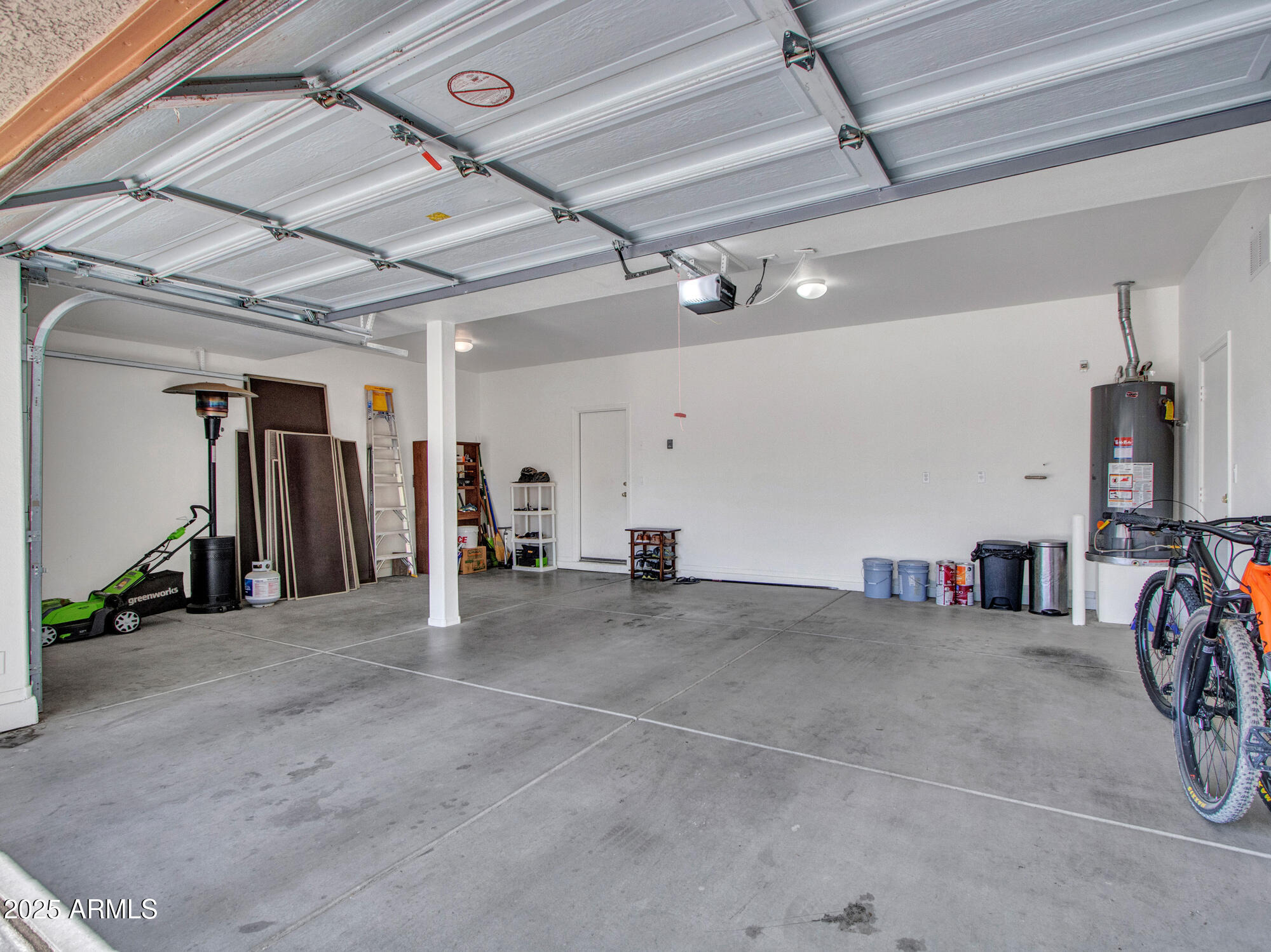 Anthem, Arizona 85086, United States, 4 Bedrooms Bedrooms, ,3 BathroomsBathrooms,Residential,Pending,152462