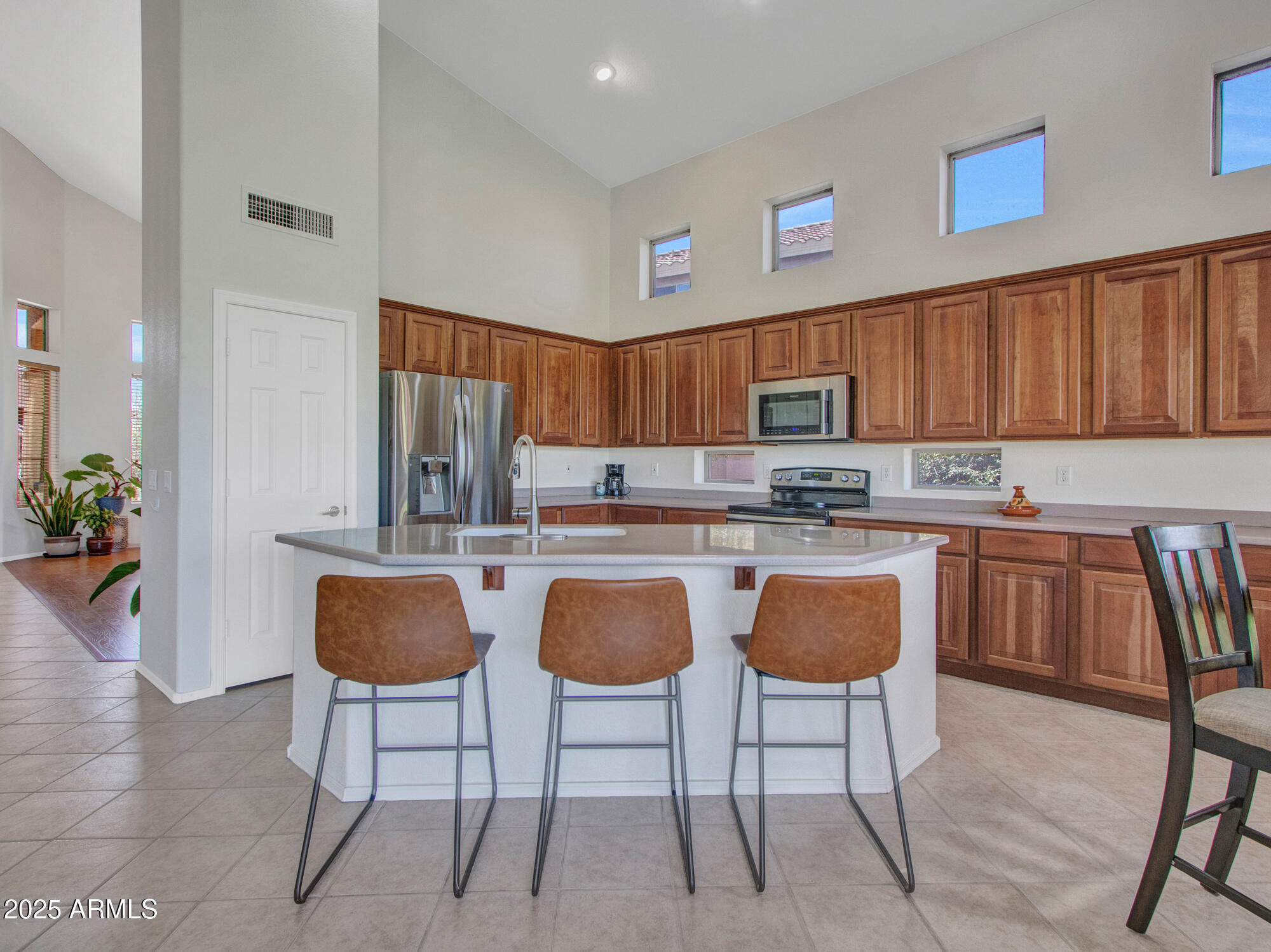 Anthem, Arizona 85086, United States, 4 Bedrooms Bedrooms, ,3 BathroomsBathrooms,Residential,Pending,152462