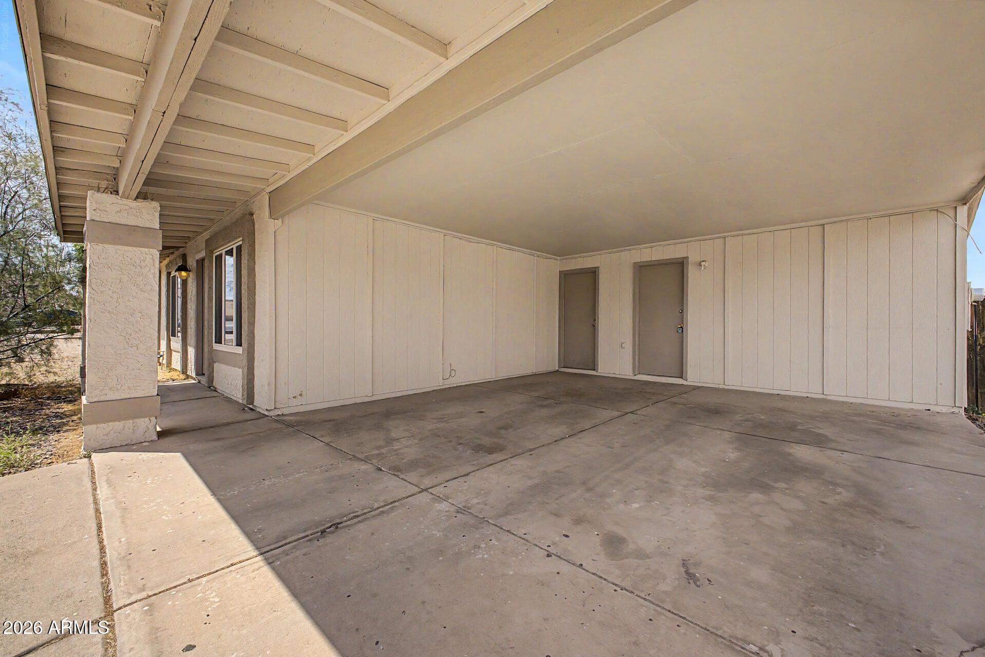 932 W Libra Drive