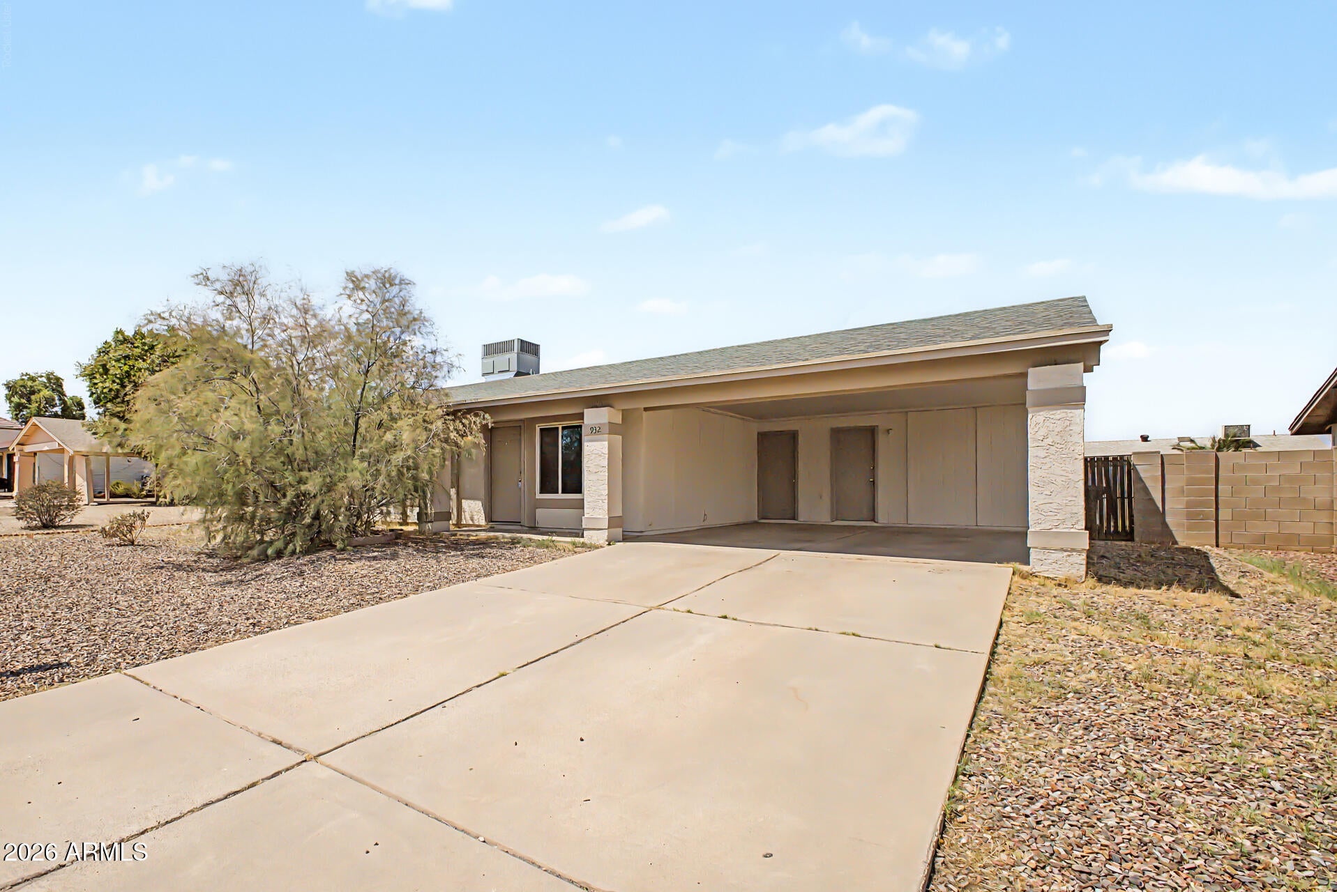 932 W Libra Drive