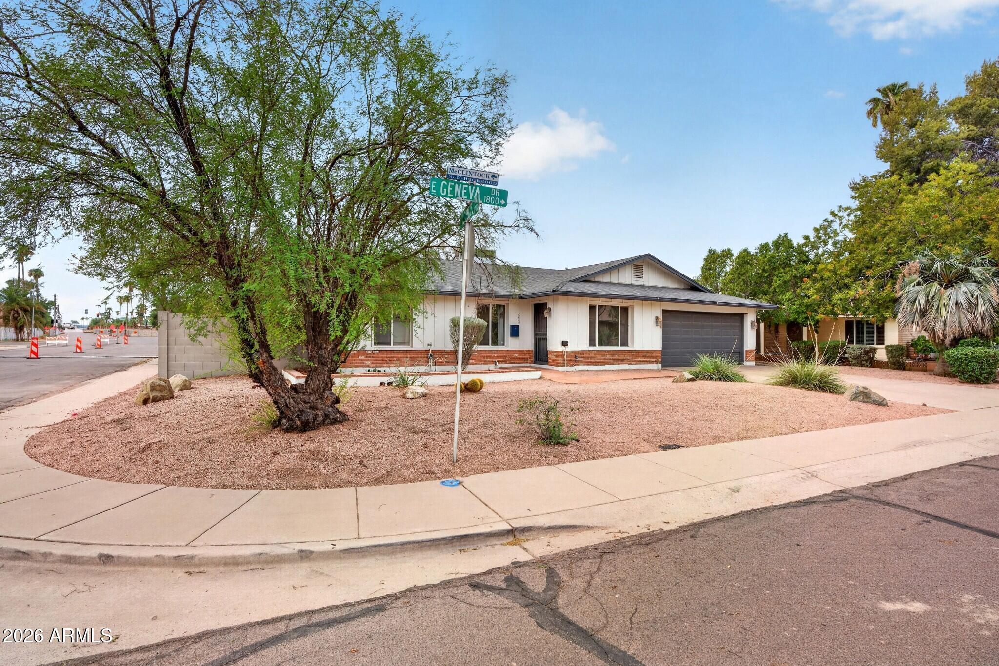 1885 E GENEVA Drive