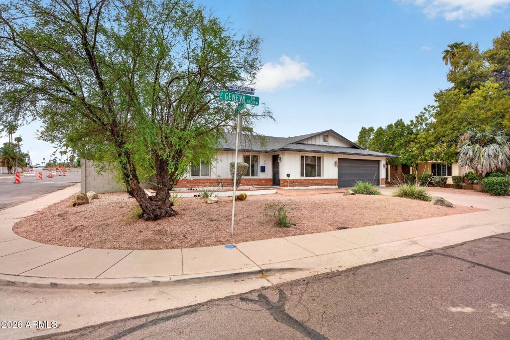 Photo of 1885 E Geneva Drive, Tempe, AZ 85282 (MLS # 7082073)