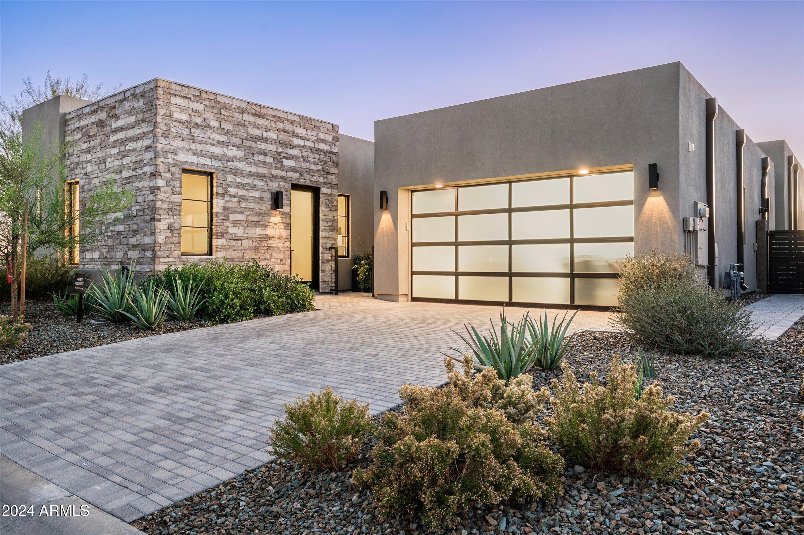 37200 N CAVE CREEK Road 1034