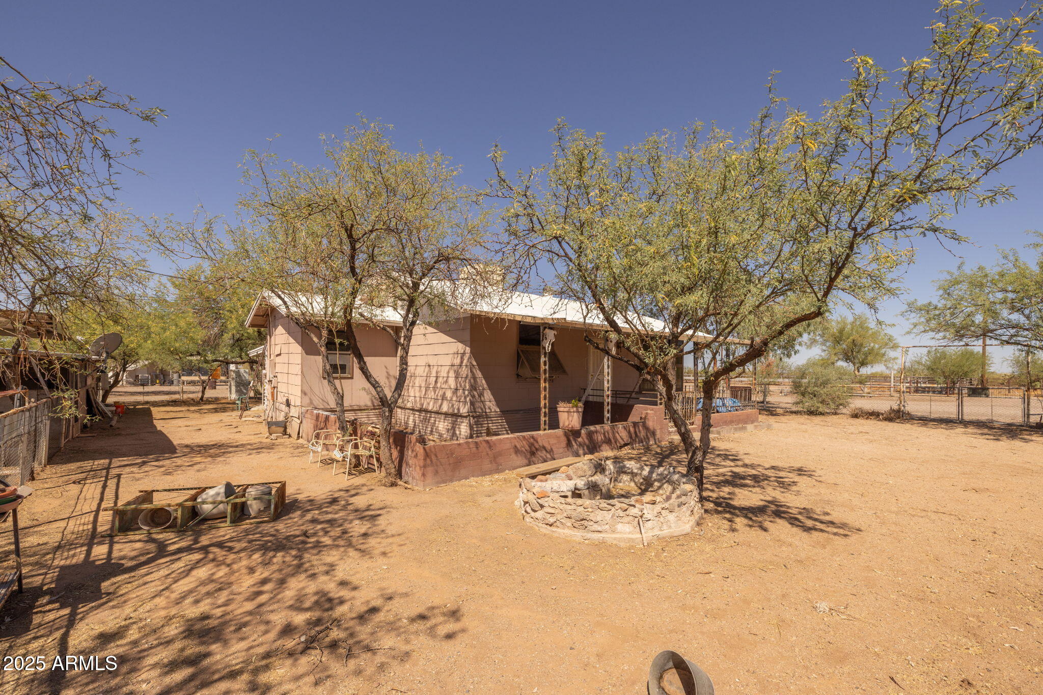 Homes 4 15775 E US 60 Highway