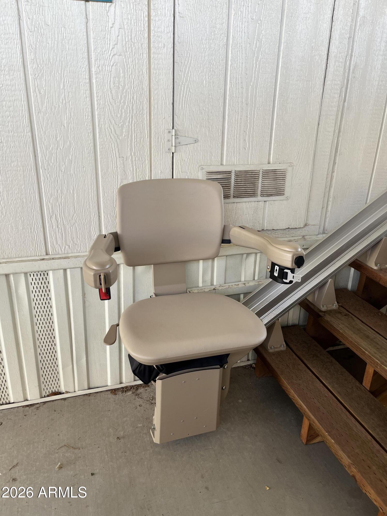 201 S Greenfield Road 239