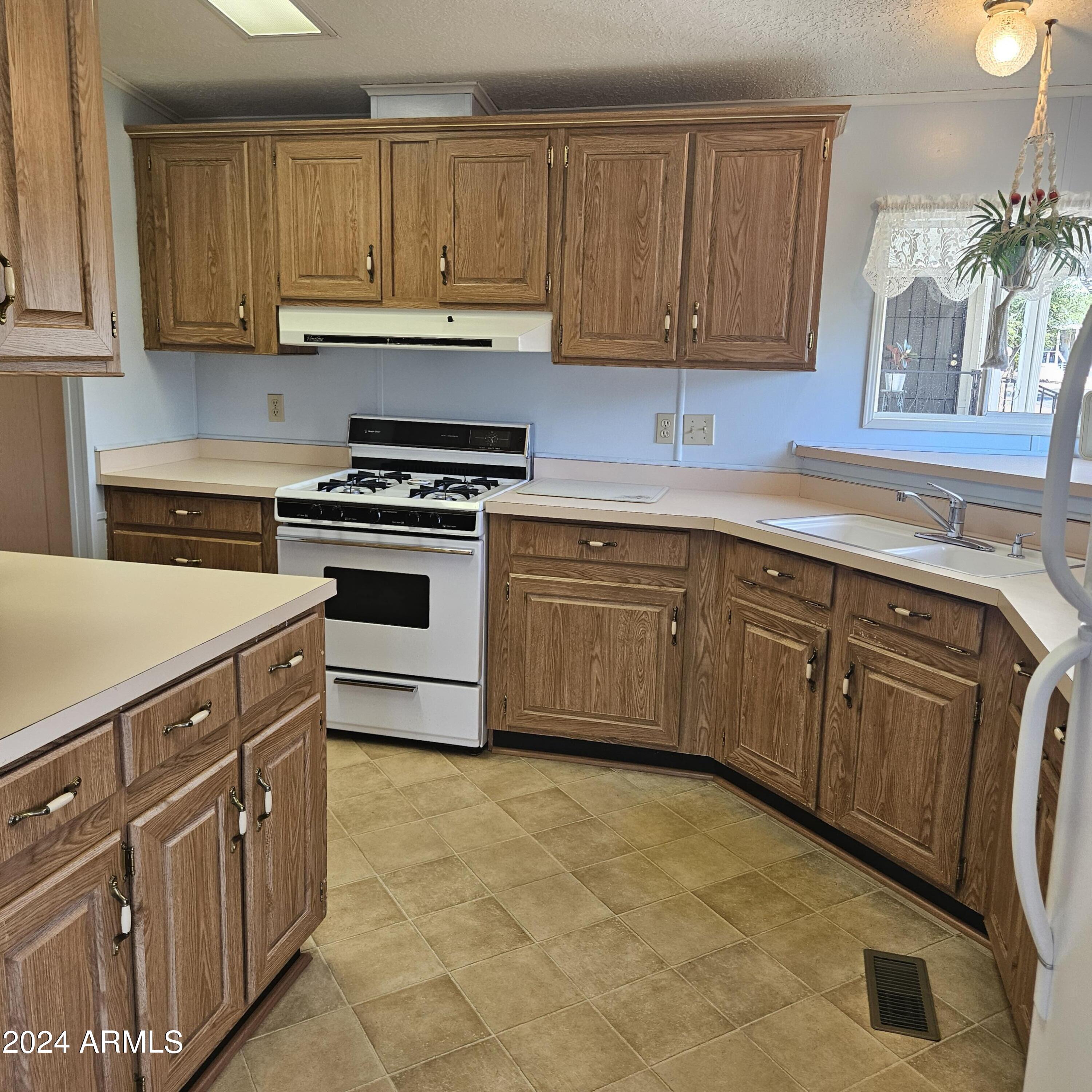 Sierra Vista Village - Residential