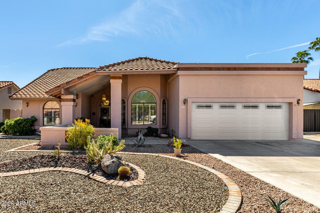Photo of 537 E Hackamore Street, Mesa, AZ 85203 (MLS # 7001597)
