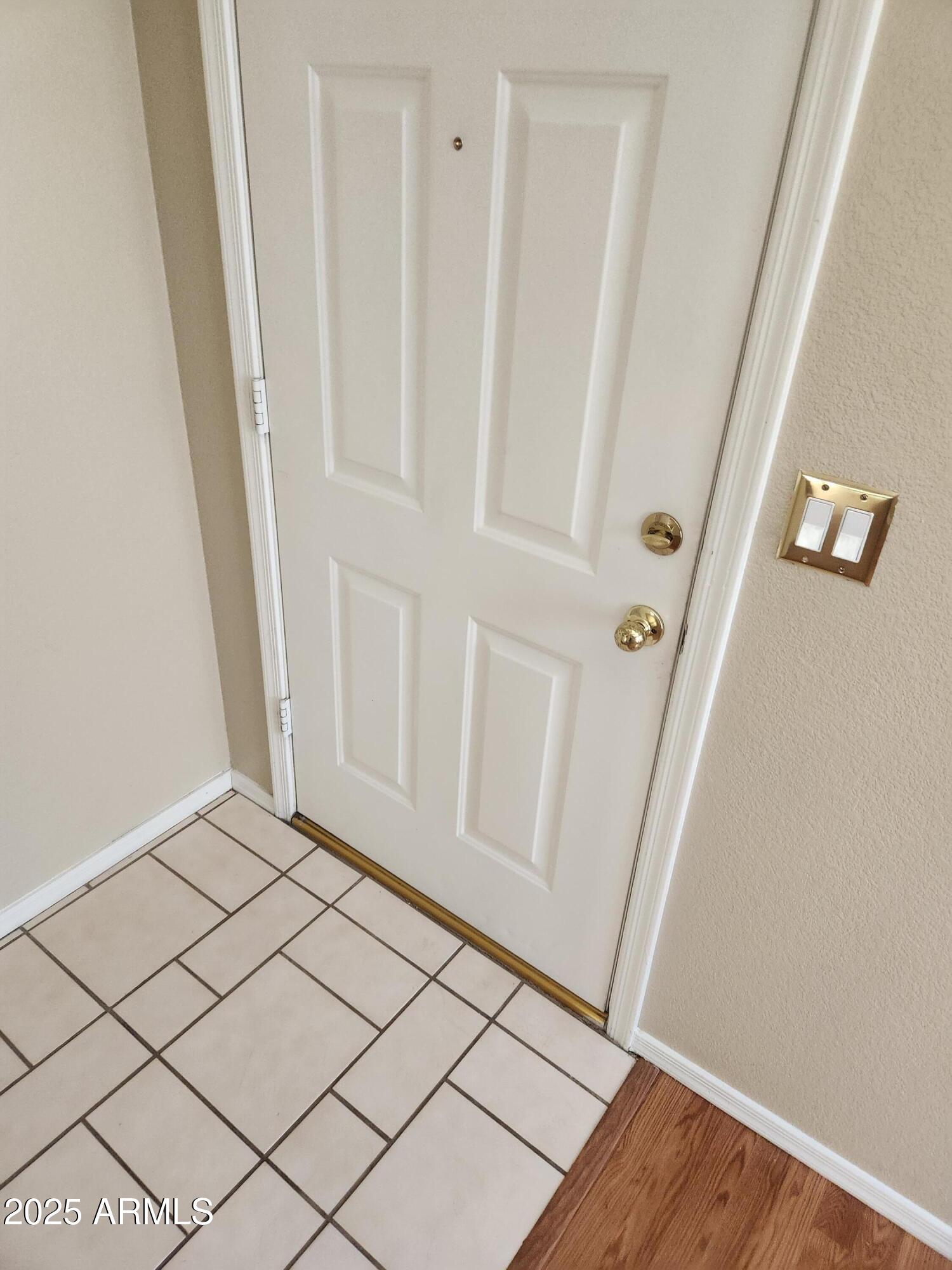 1306 W VILLA MARIA Drive