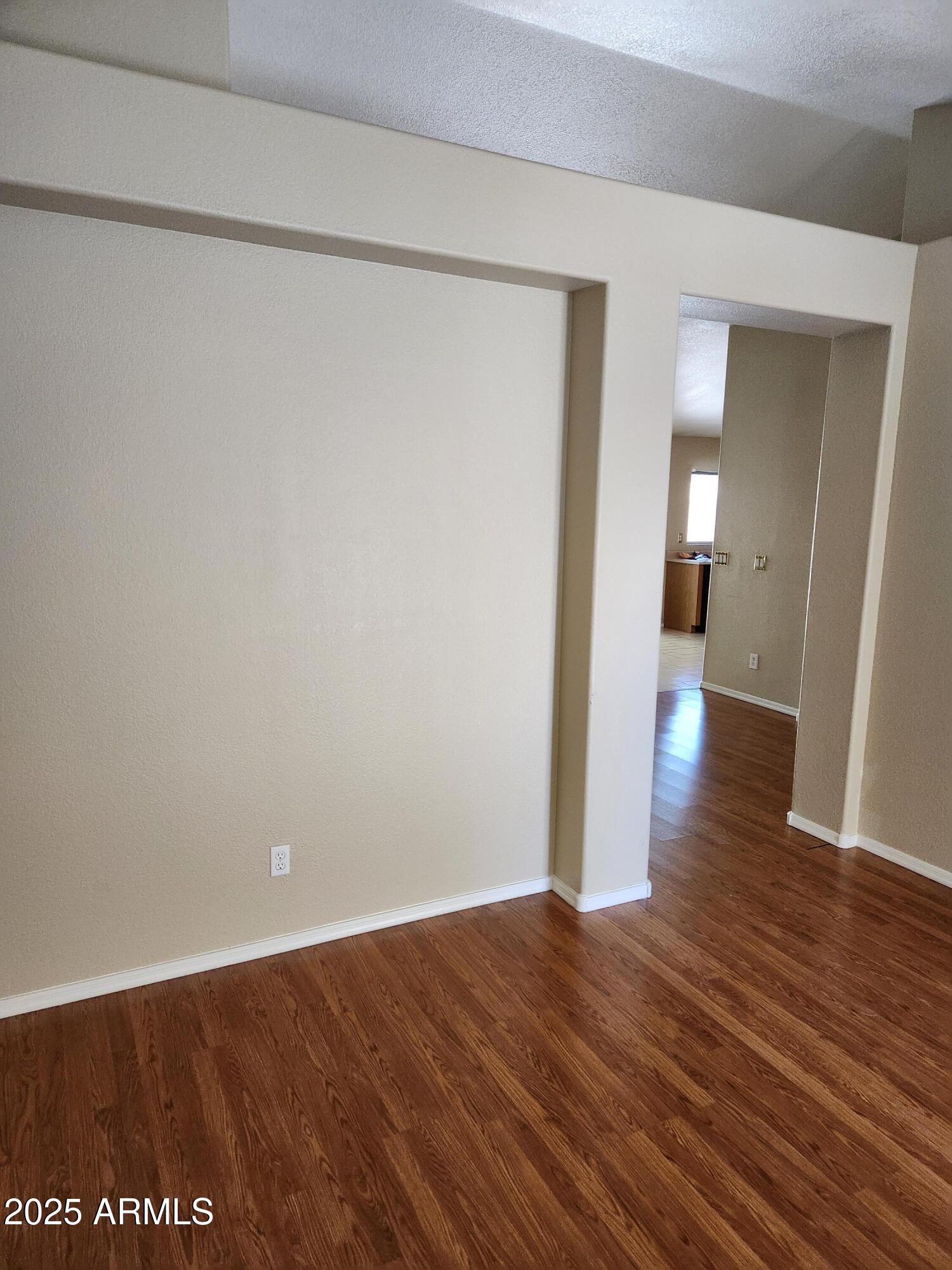 1306 W VILLA MARIA Drive