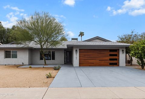 Photo of 8707 E Clarendon Avenue, Scottsdale, AZ 85251 (MLS # 6851670)