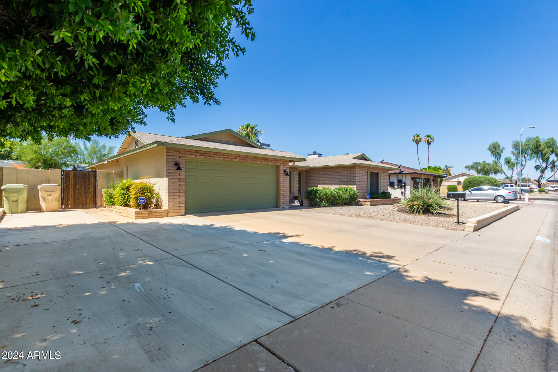 4855 W TURQUOISE Avenue