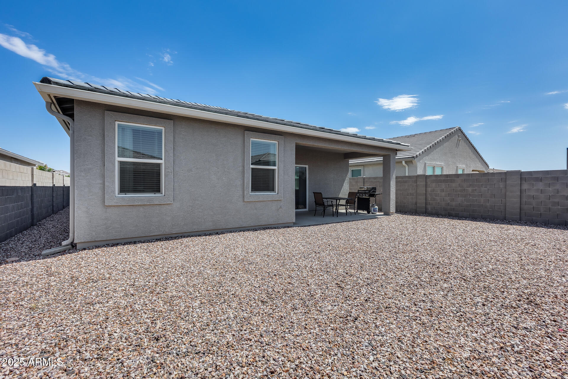 Homes 1 18551 W DESERT HOLLOW Drive